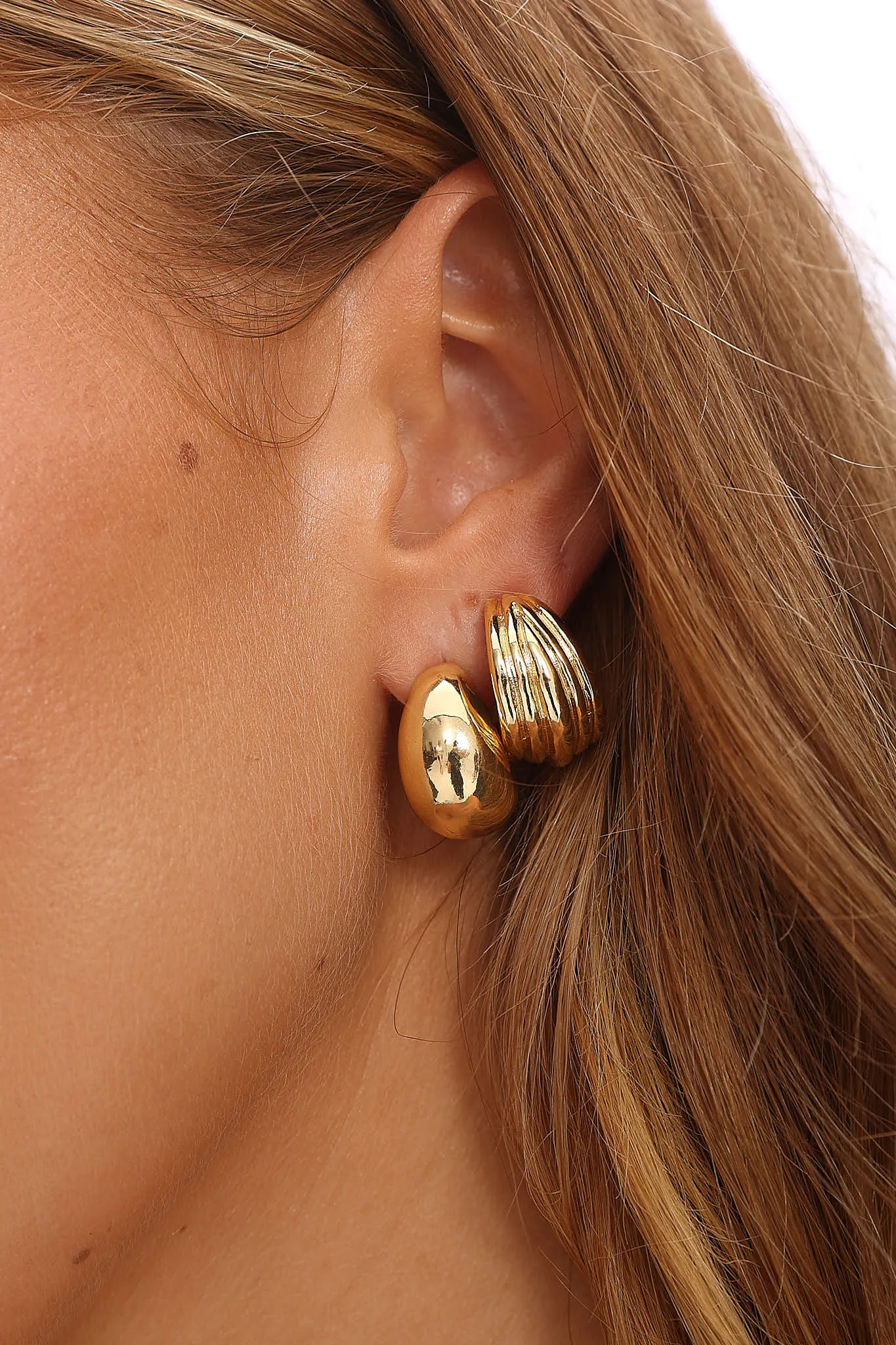 Monroe Stud Earring Set Gold sold by Selfie Leslie product image thumbnail 3