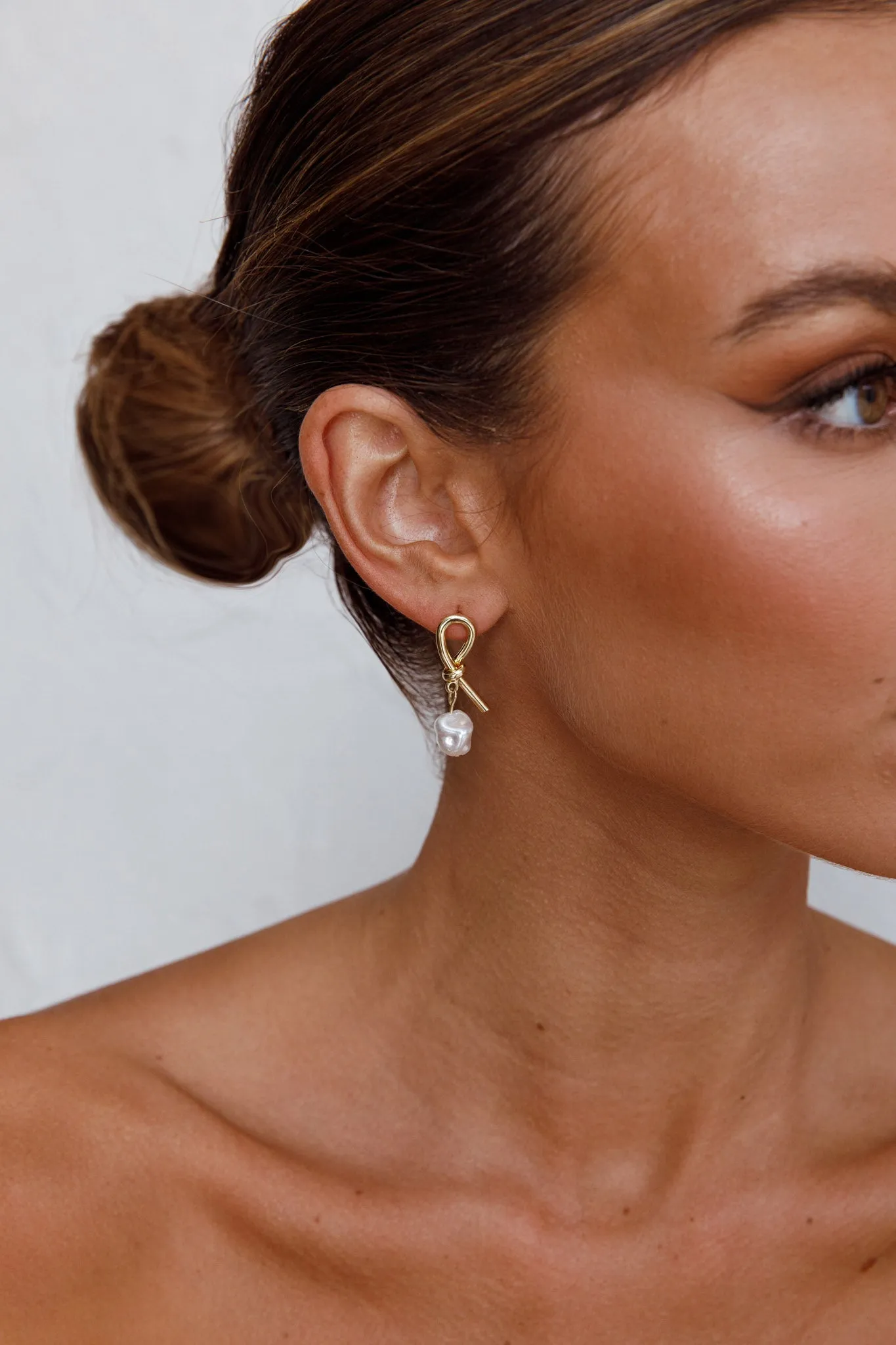 Ariel Pearl Drop Earrings Gold sold by Selfie Leslie product image thumbnail 3