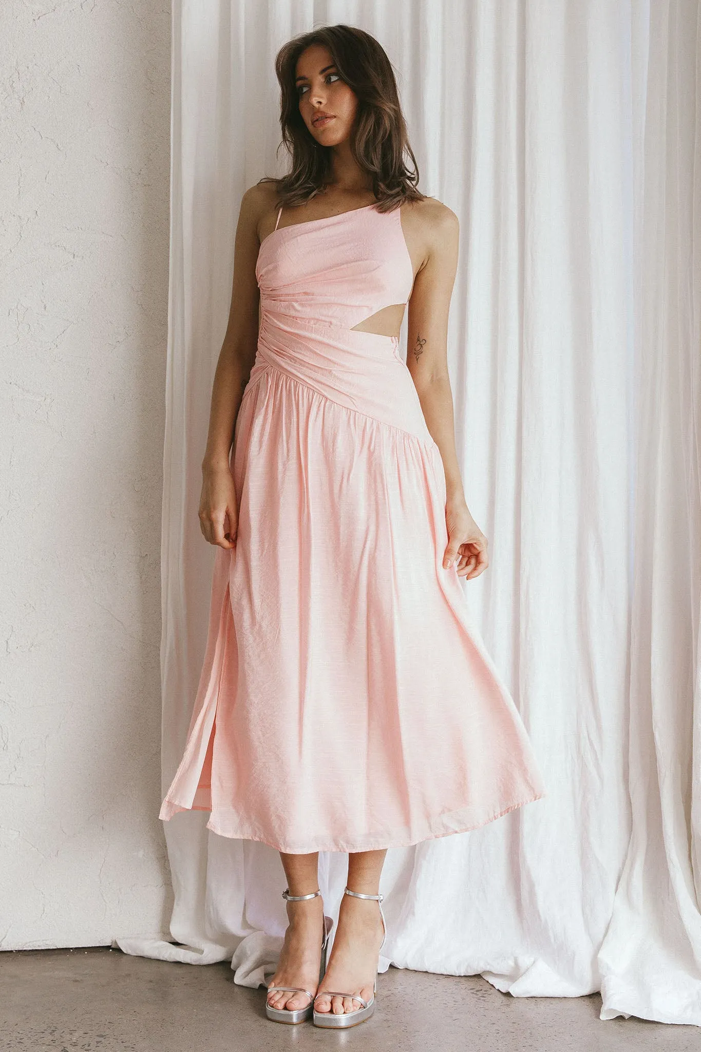 Destination Open Back Midi Dress Blush sold by Selfie Leslie product image thumbnail 5