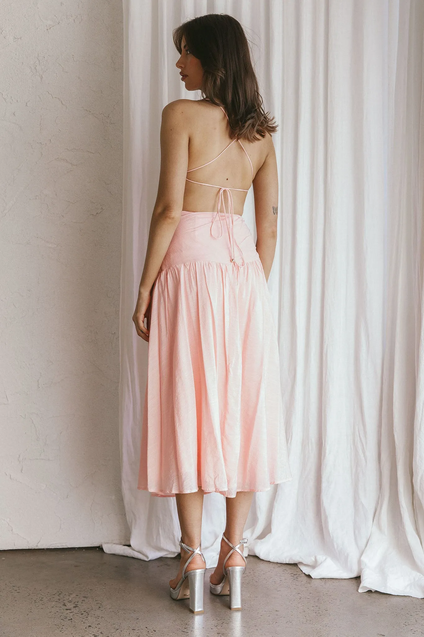 Destination Open Back Midi Dress Blush sold by Selfie Leslie product image thumbnail 2