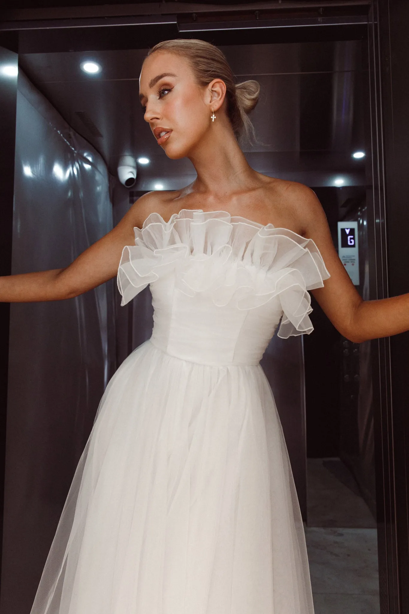 Marietha Organza Frill Maxi Wedding Dress White sold by Selfie Leslie product image thumbnail 3