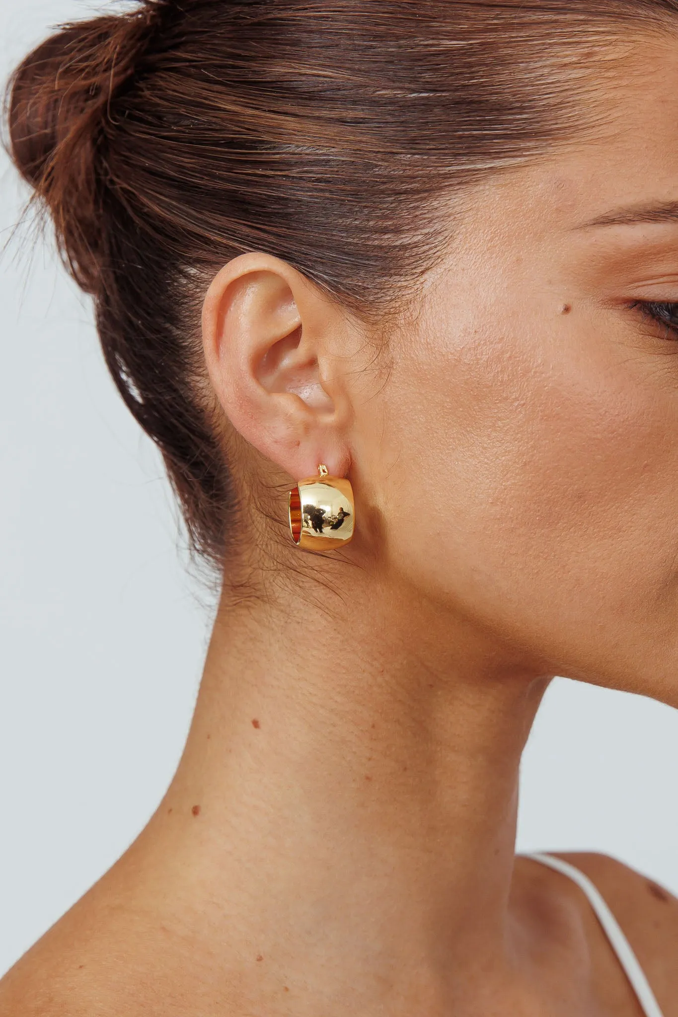 Ami Chunky Wide Hoop Earrings Gold sold by Selfie Leslie product image thumbnail 2