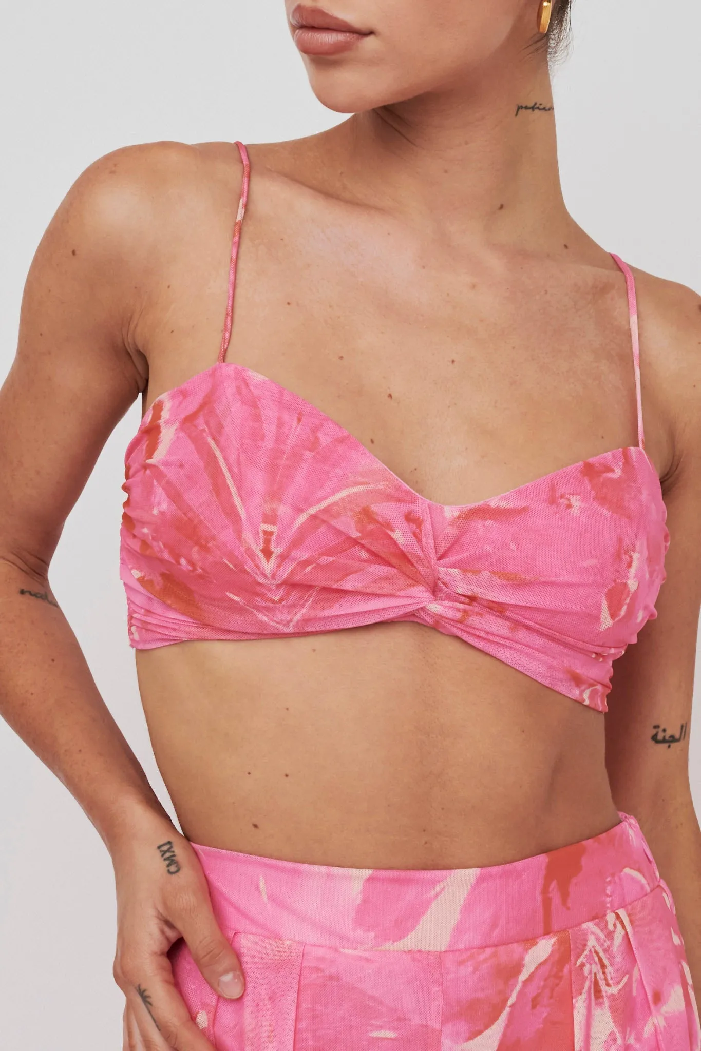 Tammi Tied Back Crop Top Print Blush sold by Selfie Leslie product image thumbnail 3