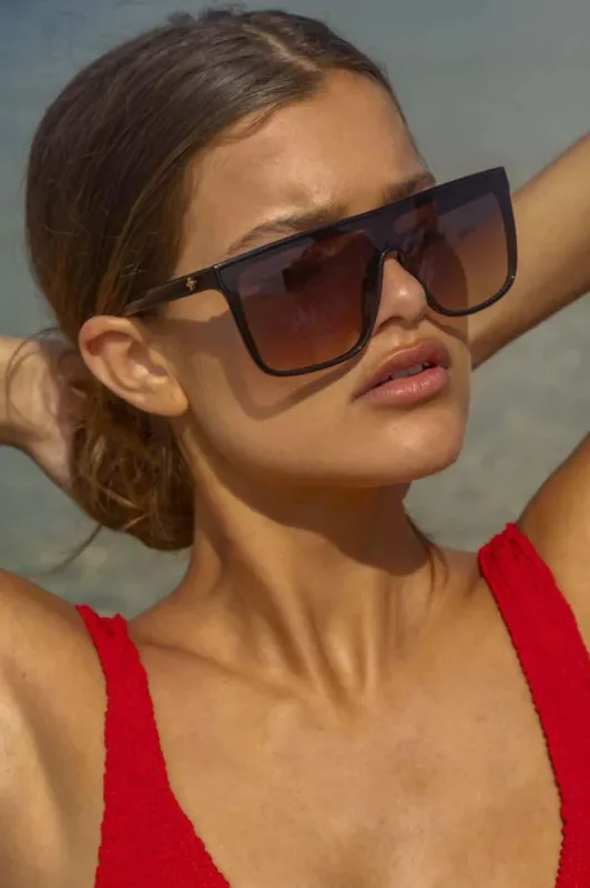 Peta And Jain Mars Sunglasses Black made by Selfie Leslie