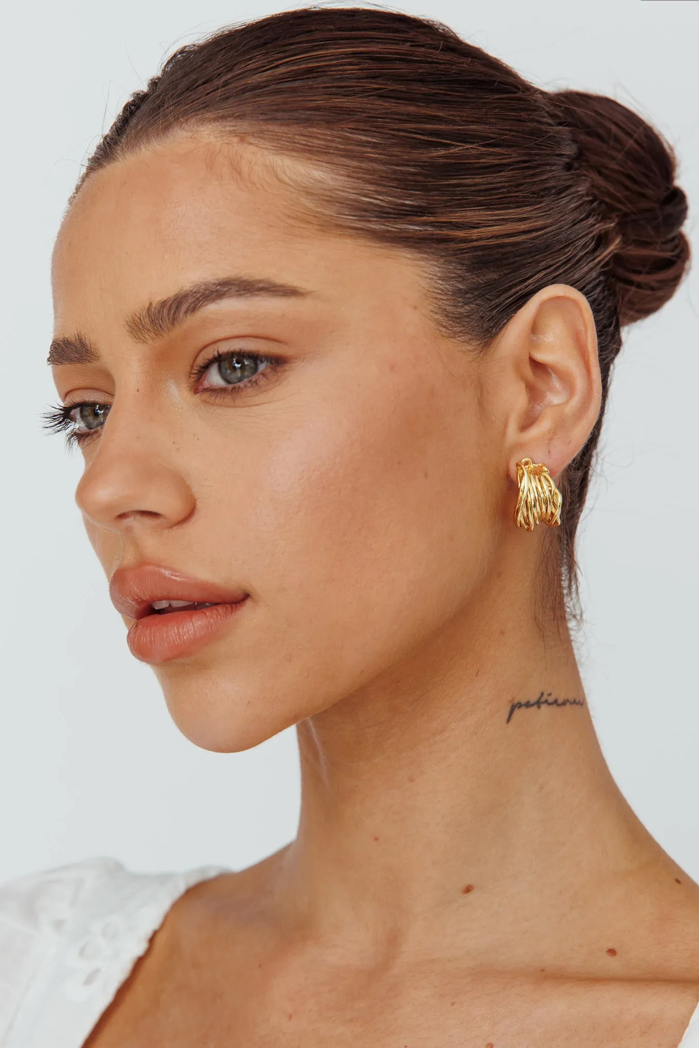 Halo Tangled Hoop Earrings Gold sold by Selfie Leslie product image thumbnail 3