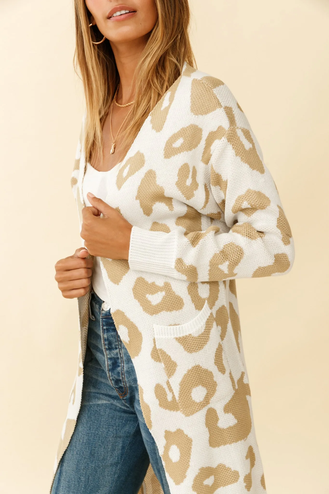 Switch It Up Longline Pocket Knit Cardigan Animal Print White sold by Selfie Leslie product image thumbnail 4