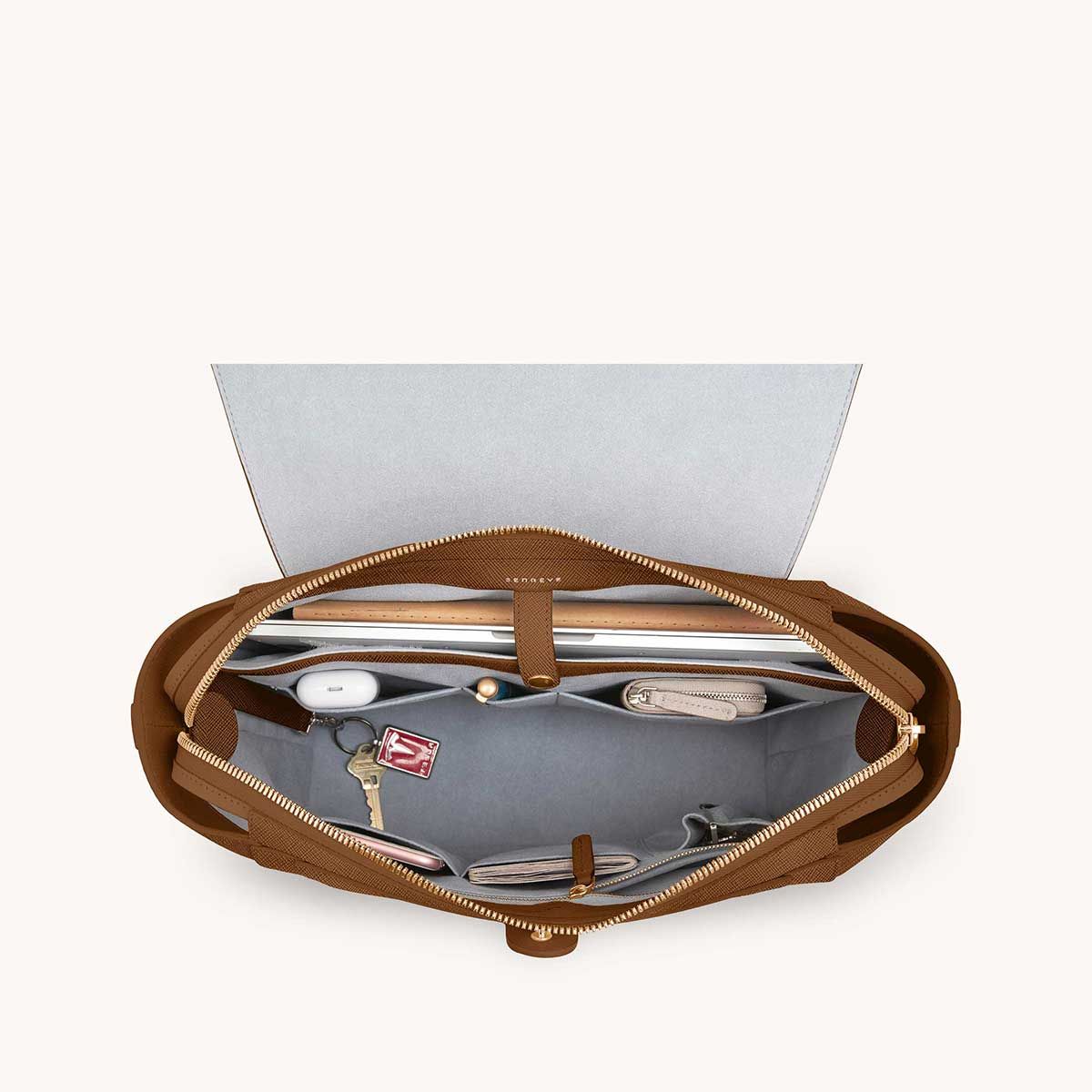 Last Chance | Maestra Bag | Vegan Saffiano sold by Senreve product image thumbnail 4