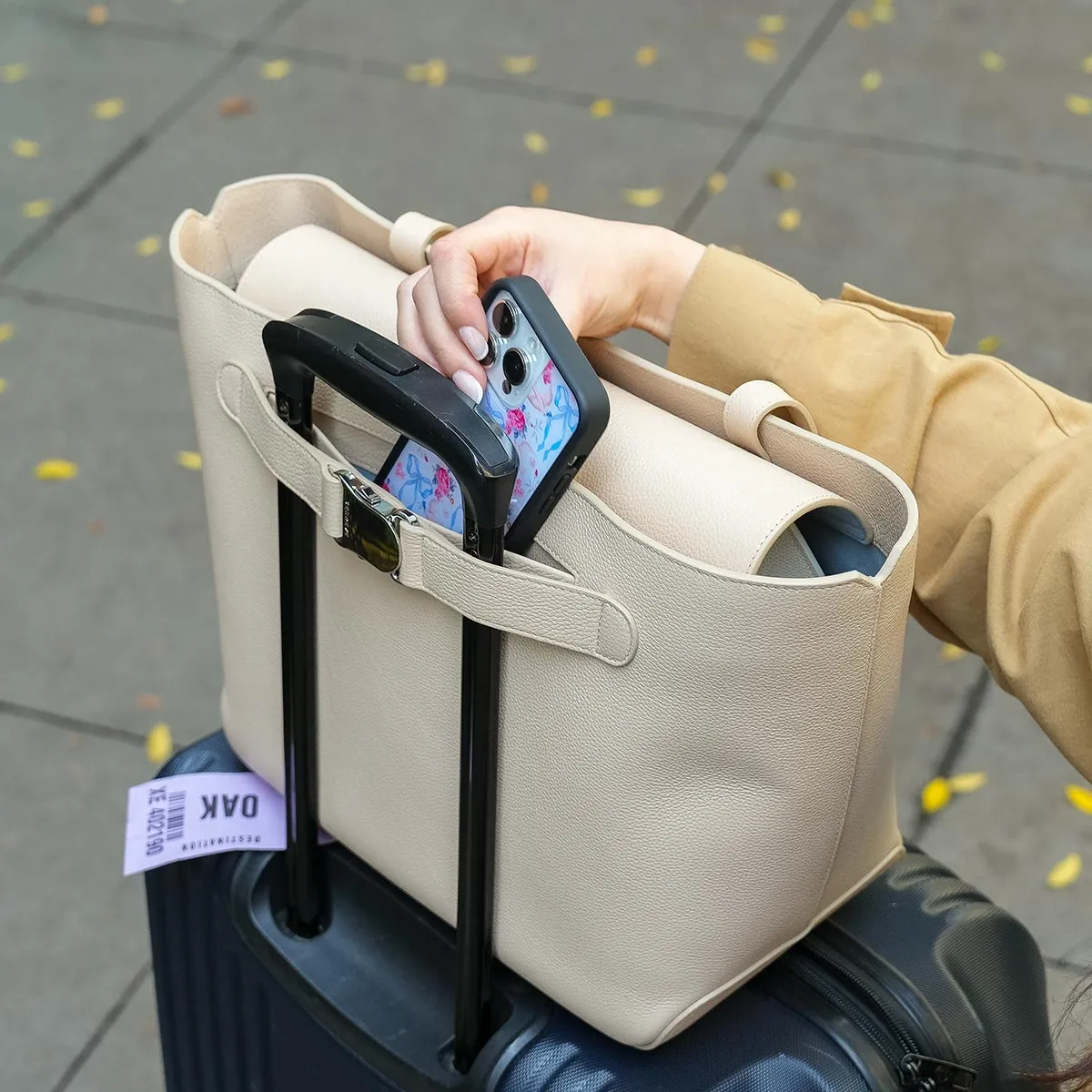 Cadence Tote | Piccola sold by Senreve product image thumbnail 2