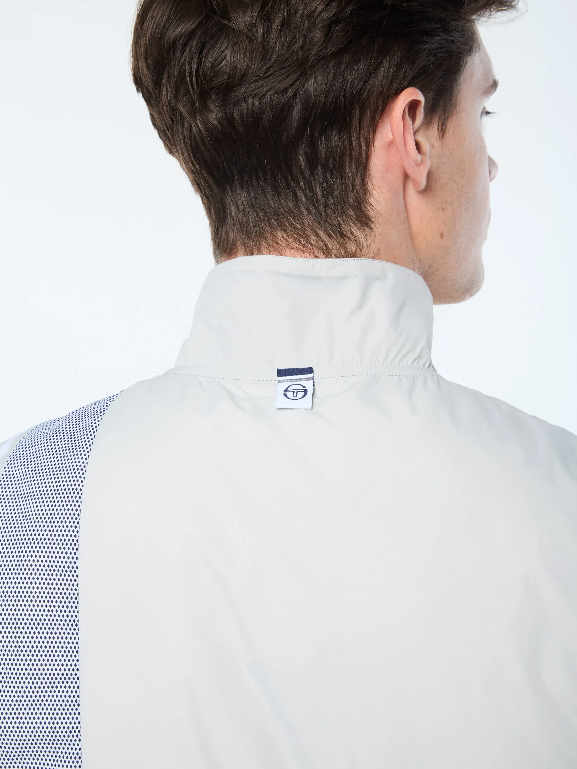 Attivo Damarindo Vest sold by Sergio Tacchini product image thumbnail 5