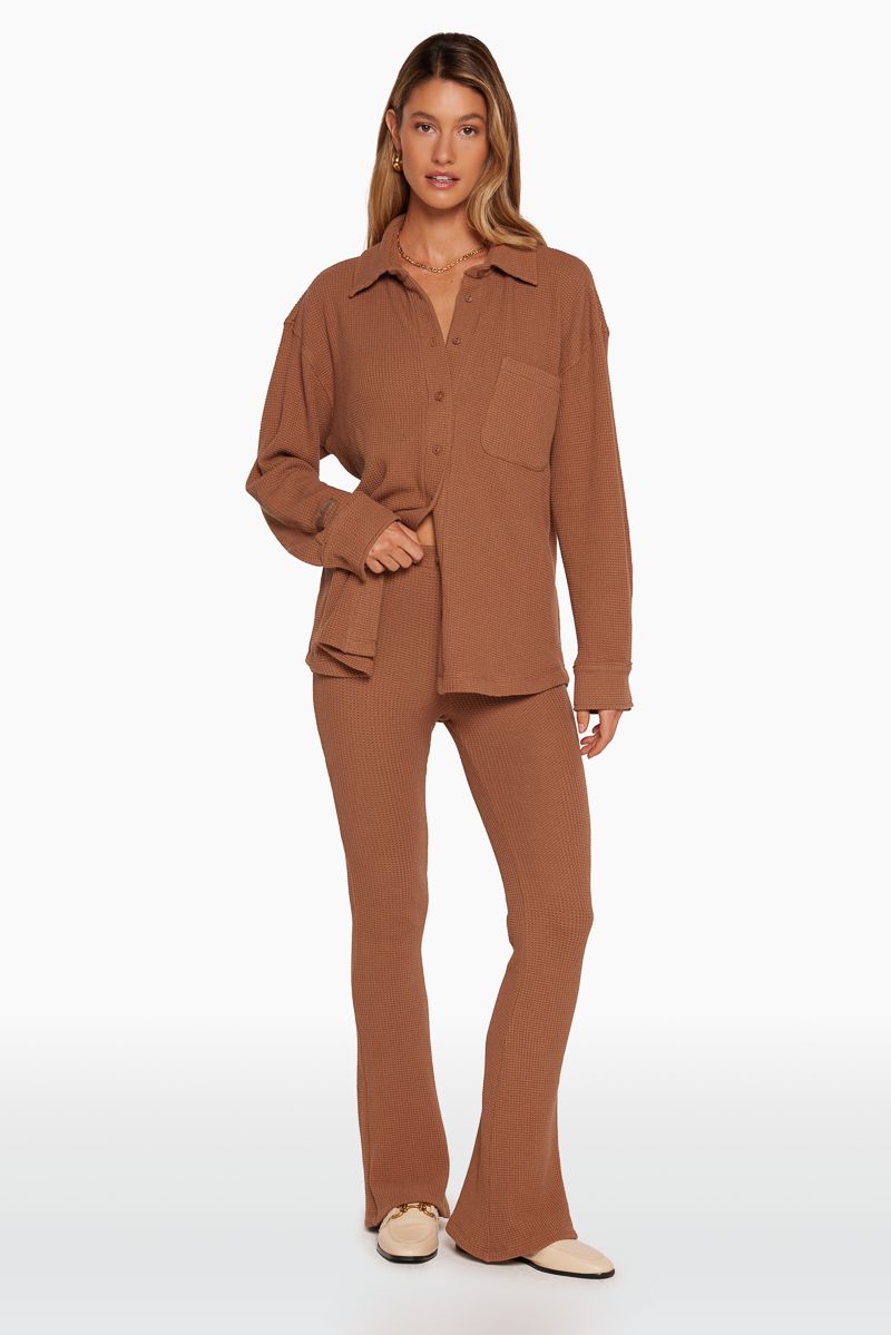 LOUNGE FLARE PANTS - FOXY sold by SETactive product image thumbnail 4