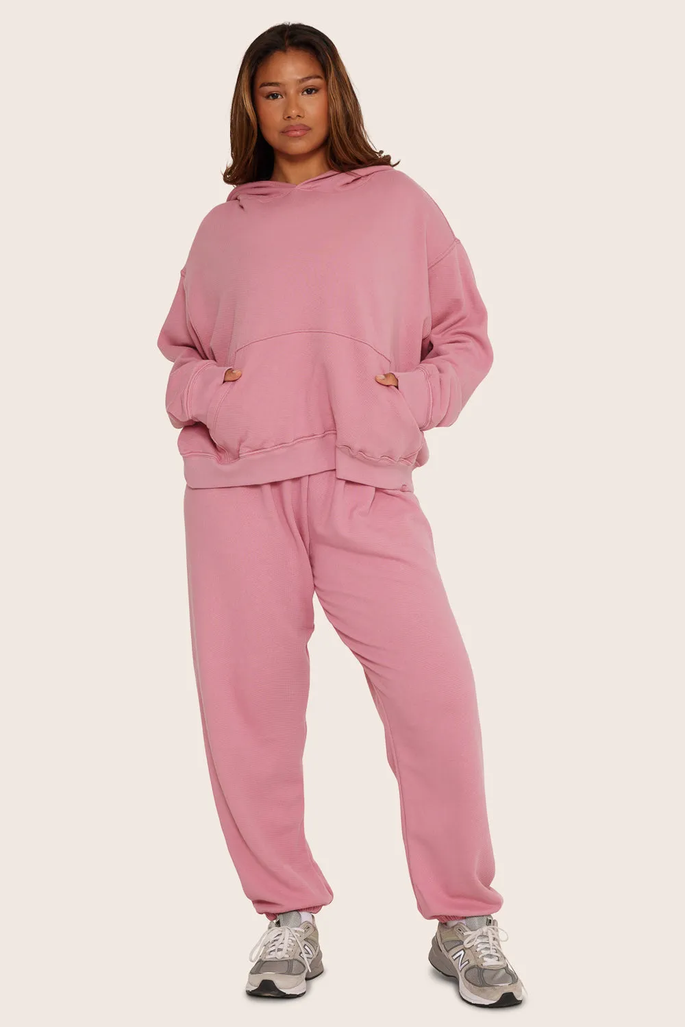 LIGHTWEIGHT SWEATS CLASSIC SWEATPANTS - GLOSS sold by SETactive product image thumbnail 4