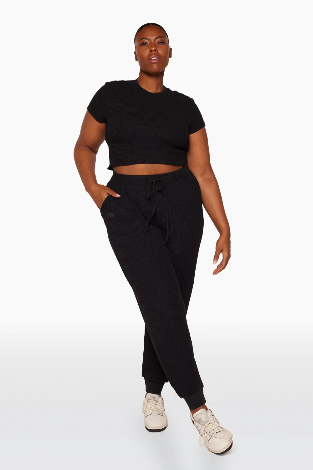 LOUNGE JOGGER - ONYX sold by SETactive product image thumbnail 2