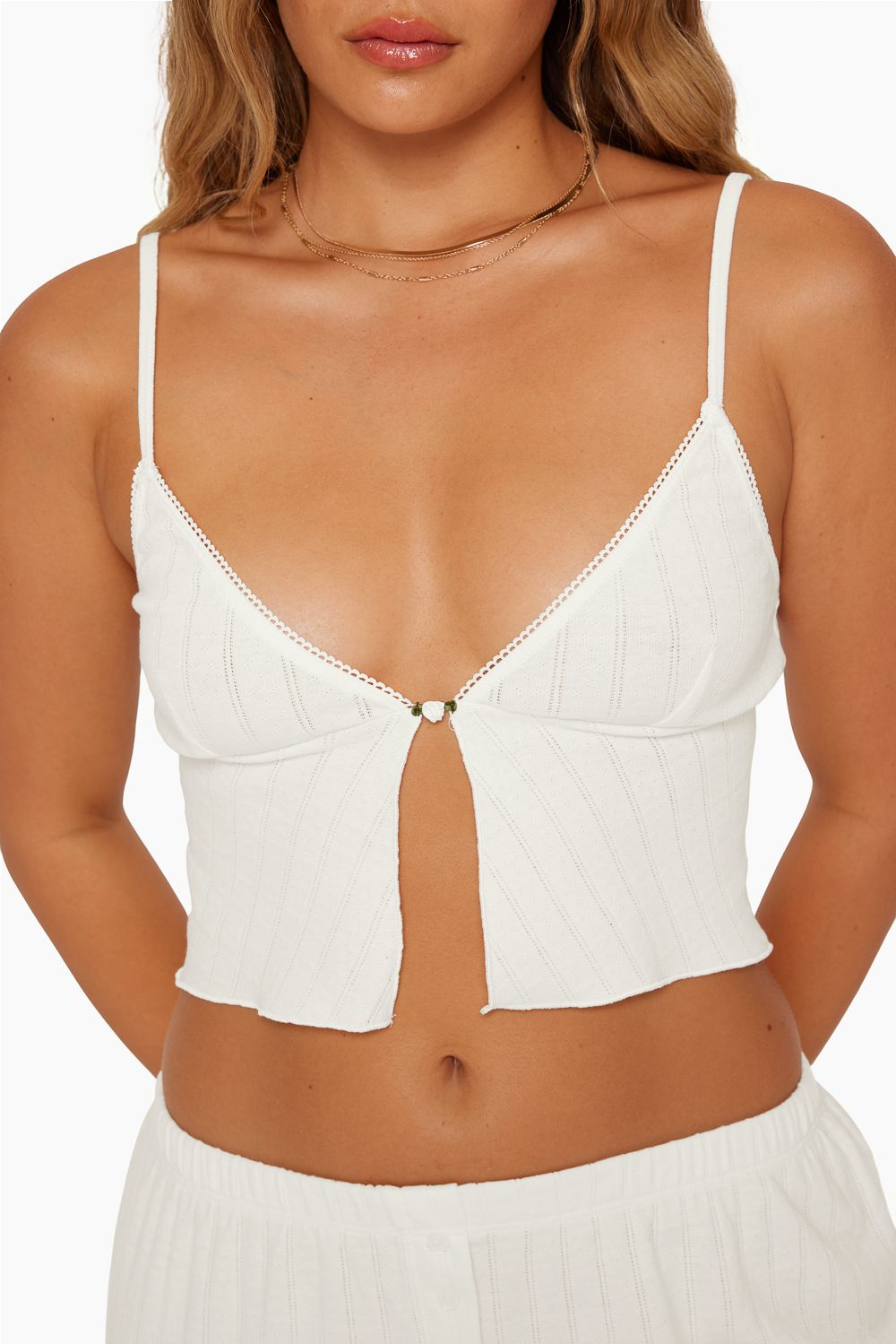 POINTELLE TRIANGLE TOP - VANILLA sold by SETactive product image thumbnail 2