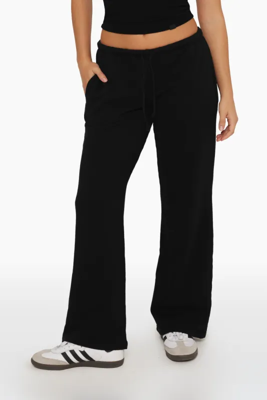 LIGHTWEIGHT SWEATS LOWRISE SWEATPANTS - ONYX sold by SETactive
