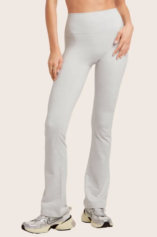 FORMCLOUD® STRAIGHT LEGGINGS - HEATHER GREY sold by SETactive
