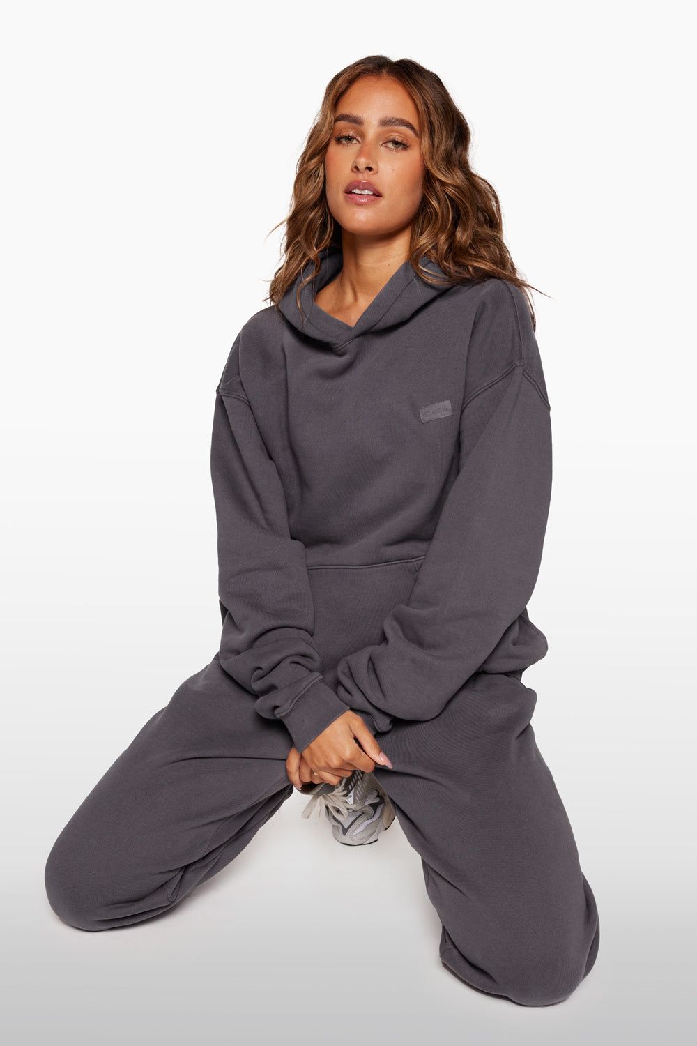 HOODIE - PEBBLE sold by SETactive