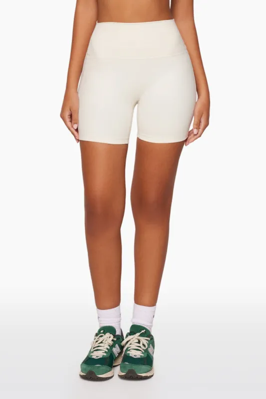 LUXFORM® BIKE SHORTS - BLANC sold by SETactive