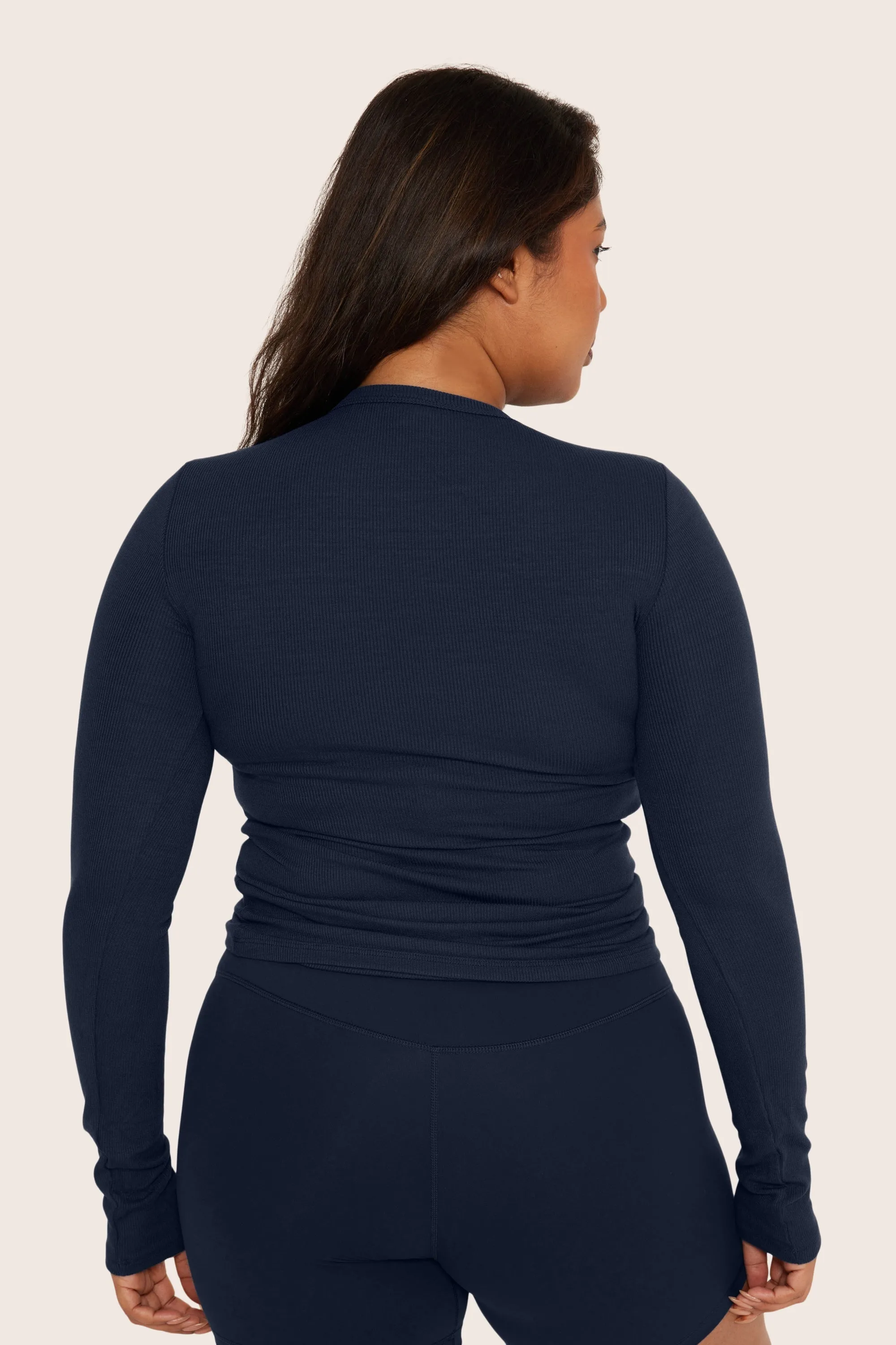 ESSENTIAL LONG SLEEVE - OXFORD sold by SETactive product image thumbnail 2