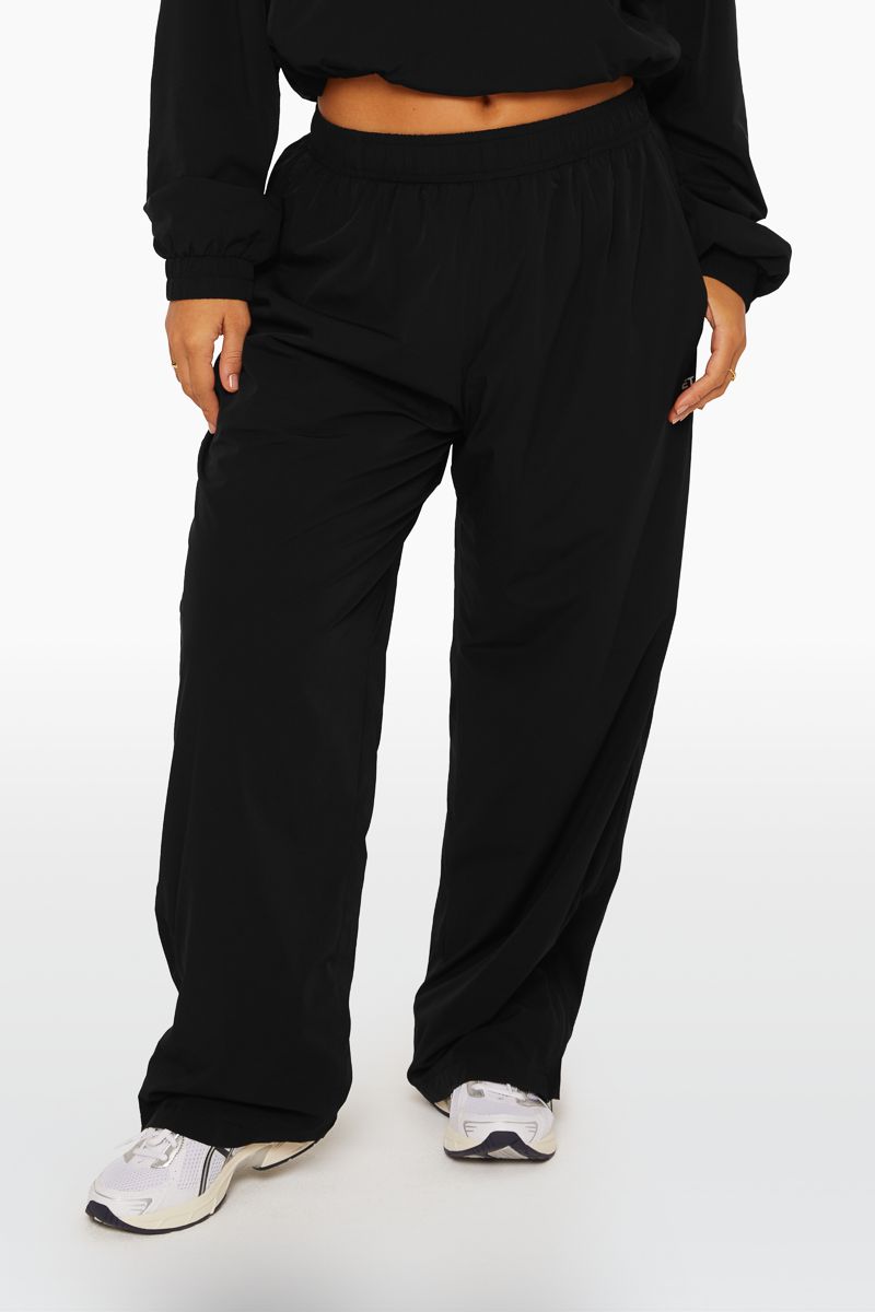 NYLON ZIP TRACK PANTS - ONYX sold by SETactive