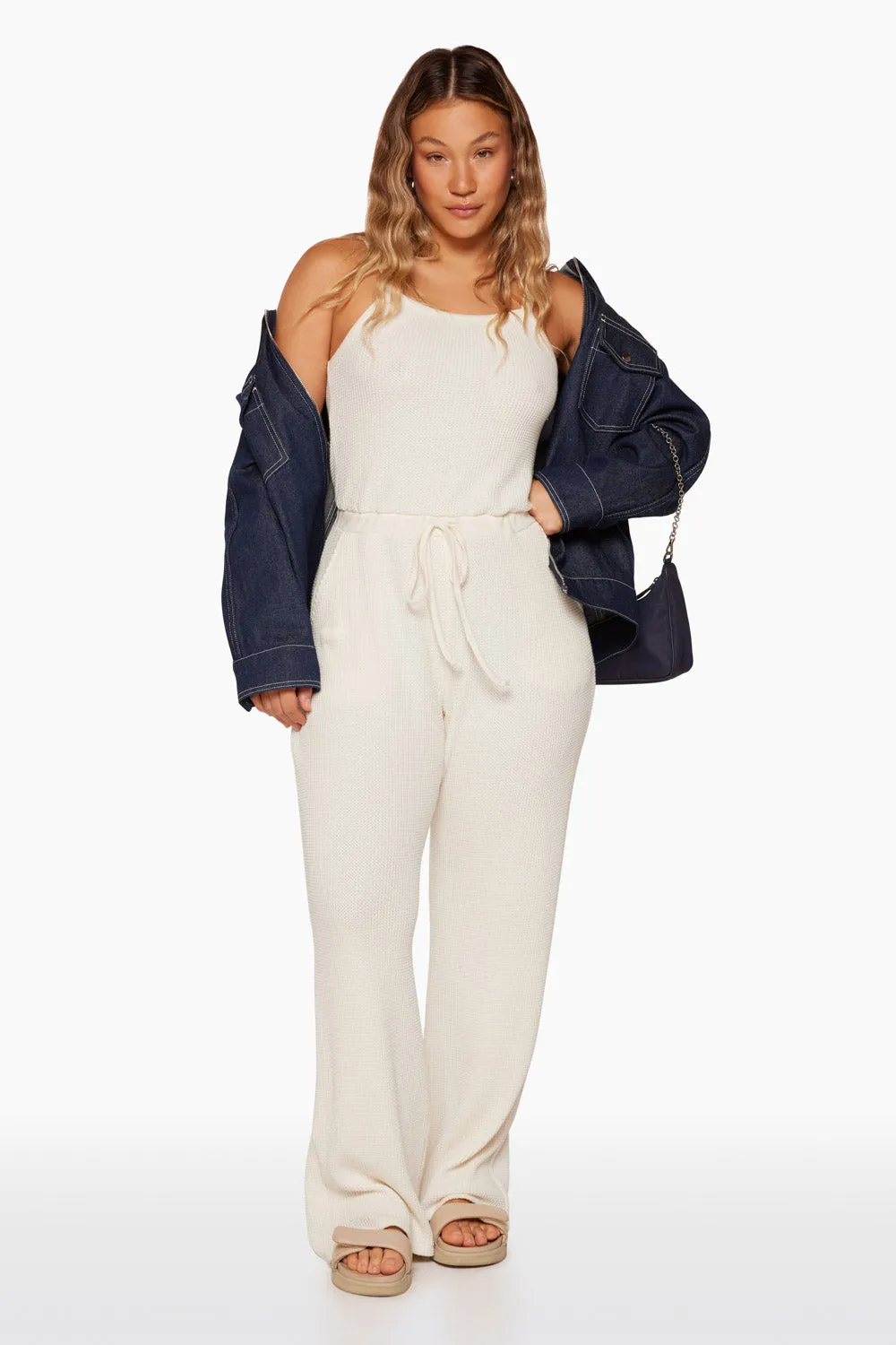 LOUNGE CAMI JUMPSUIT - BLANC sold by SETactive product image thumbnail 5