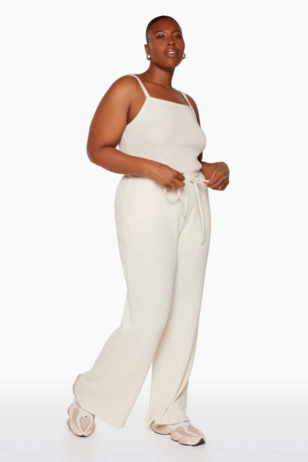 LOUNGE CAMI JUMPSUIT - BLANC sold by SETactive product image thumbnail 2
