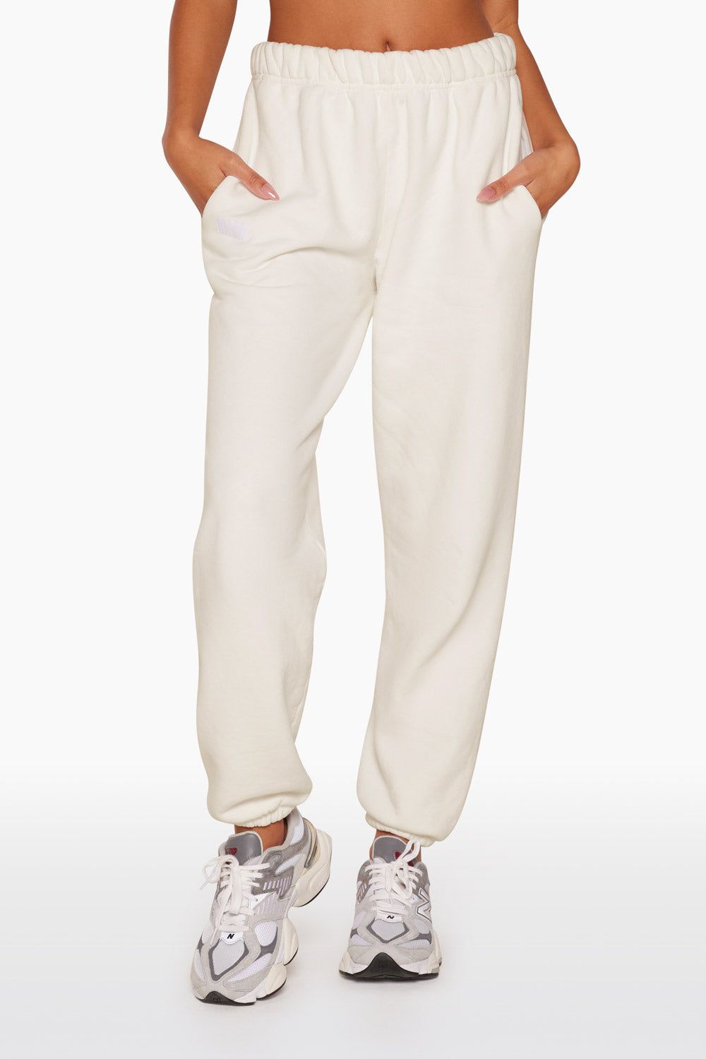 SWEATPANTS - BLANC sold by SETactive