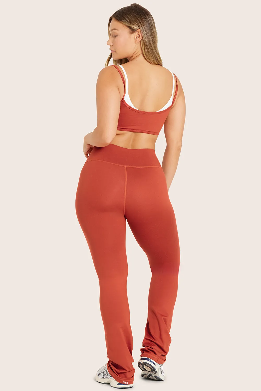 FORMCLOUD® STRAIGHT LEGGINGS - CAYENNE sold by SETactive product image thumbnail 3