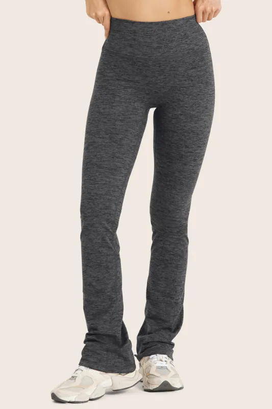 FORMCLOUD® STRAIGHT LEGGINGS - PEPPER HEATHER GREY sold by SETactive