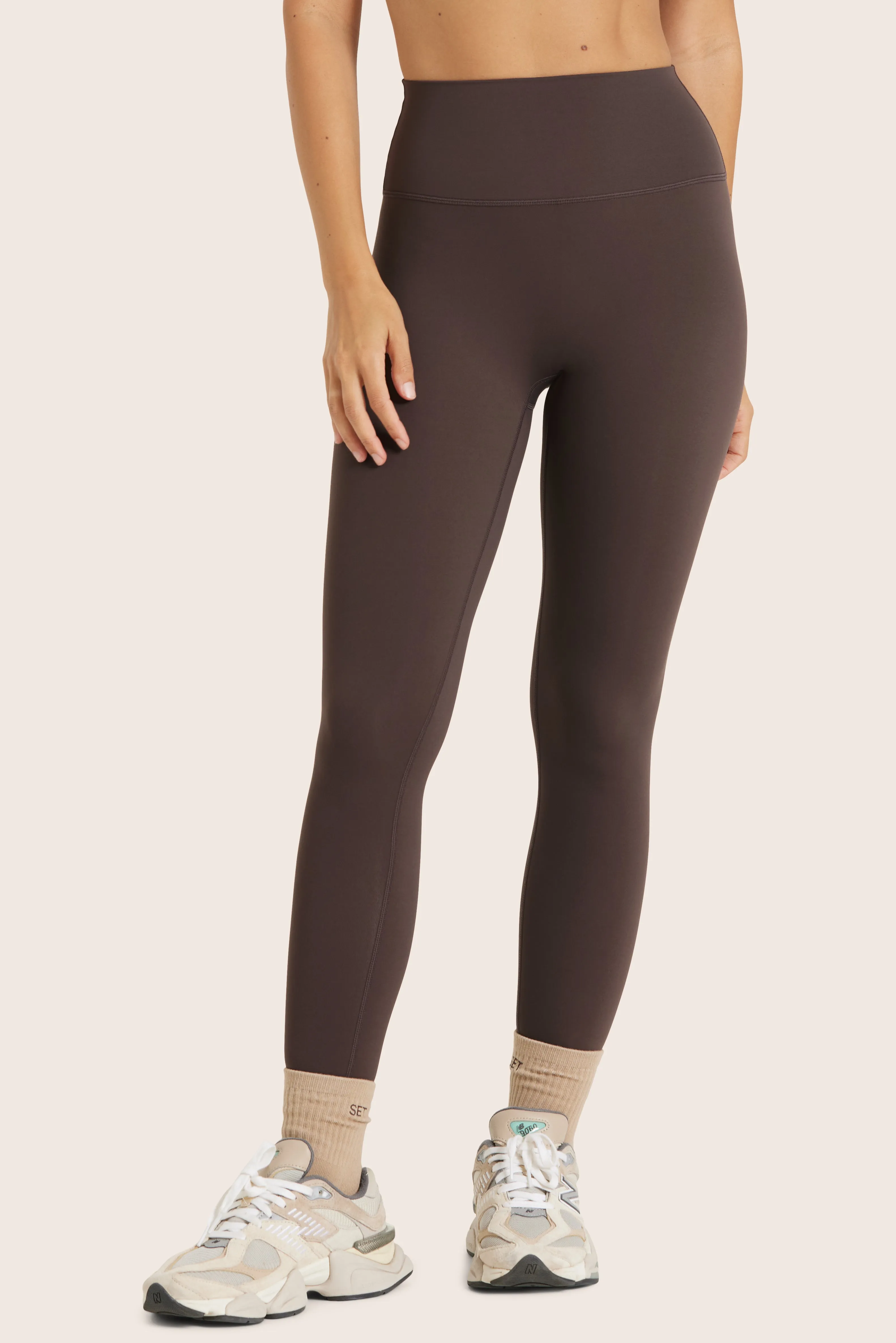 AIRLUXE™ BREATHE LEGGINGS - BEAR sold by SETactive