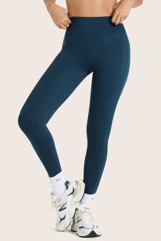SPORTBODY® SPORTY STRIPE LEGGINGS - BERMUDA sold by SETactive