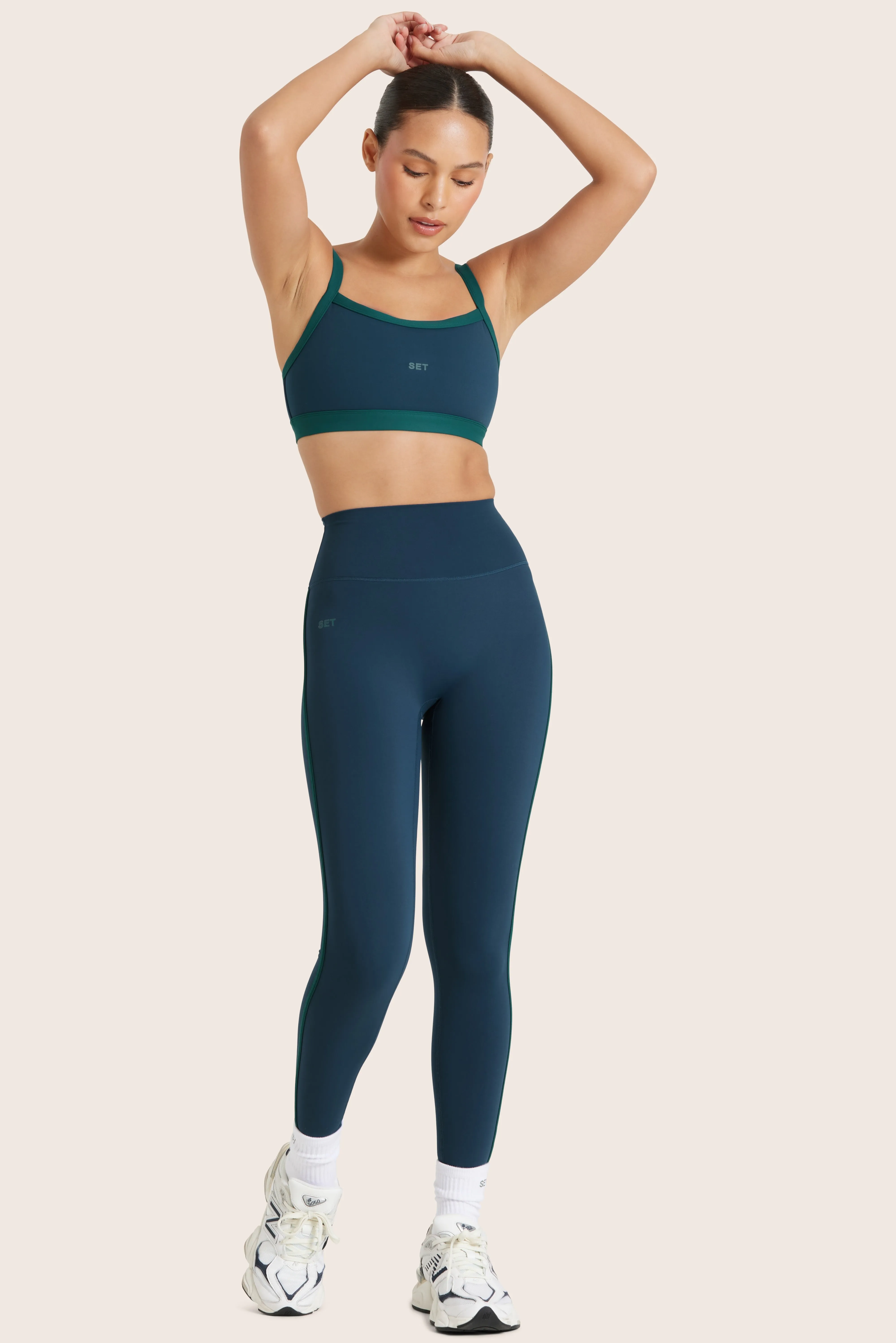 SPORTBODY® SPORTY STRIPE LEGGINGS - BERMUDA sold by SETactive product image thumbnail 2