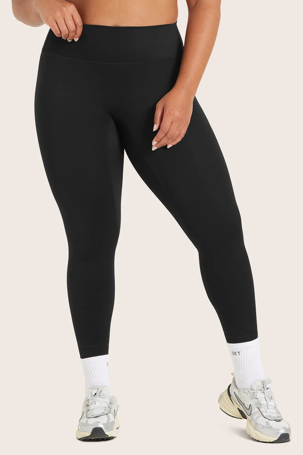SPORTBODY® SPORTY LEGGINGS - ONYX sold by SETactive