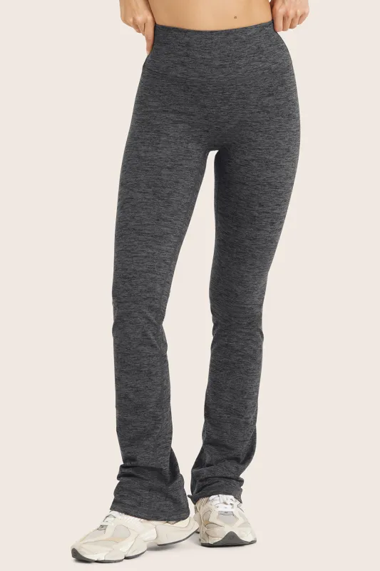 FORMCLOUD® CLOUD STRAIGHT LEGGINGS - PEPPER HEATHER GREY sold by SETactive