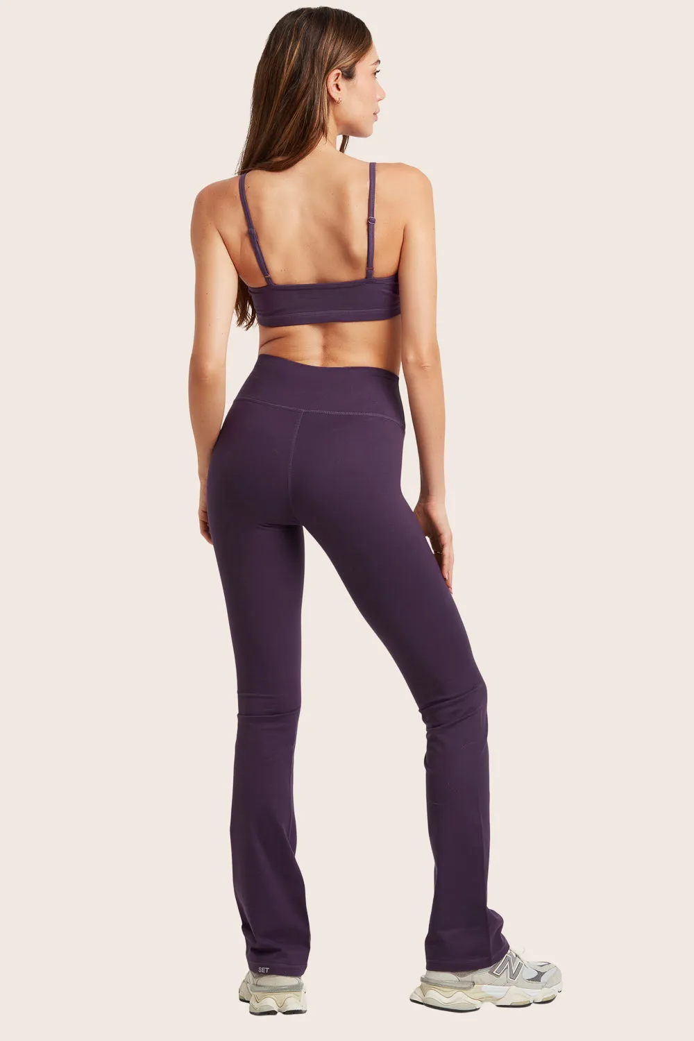 FORMCLOUD® CLOUD STRAIGHT LEGGINGS - PLUM sold by SETactive product image thumbnail 3