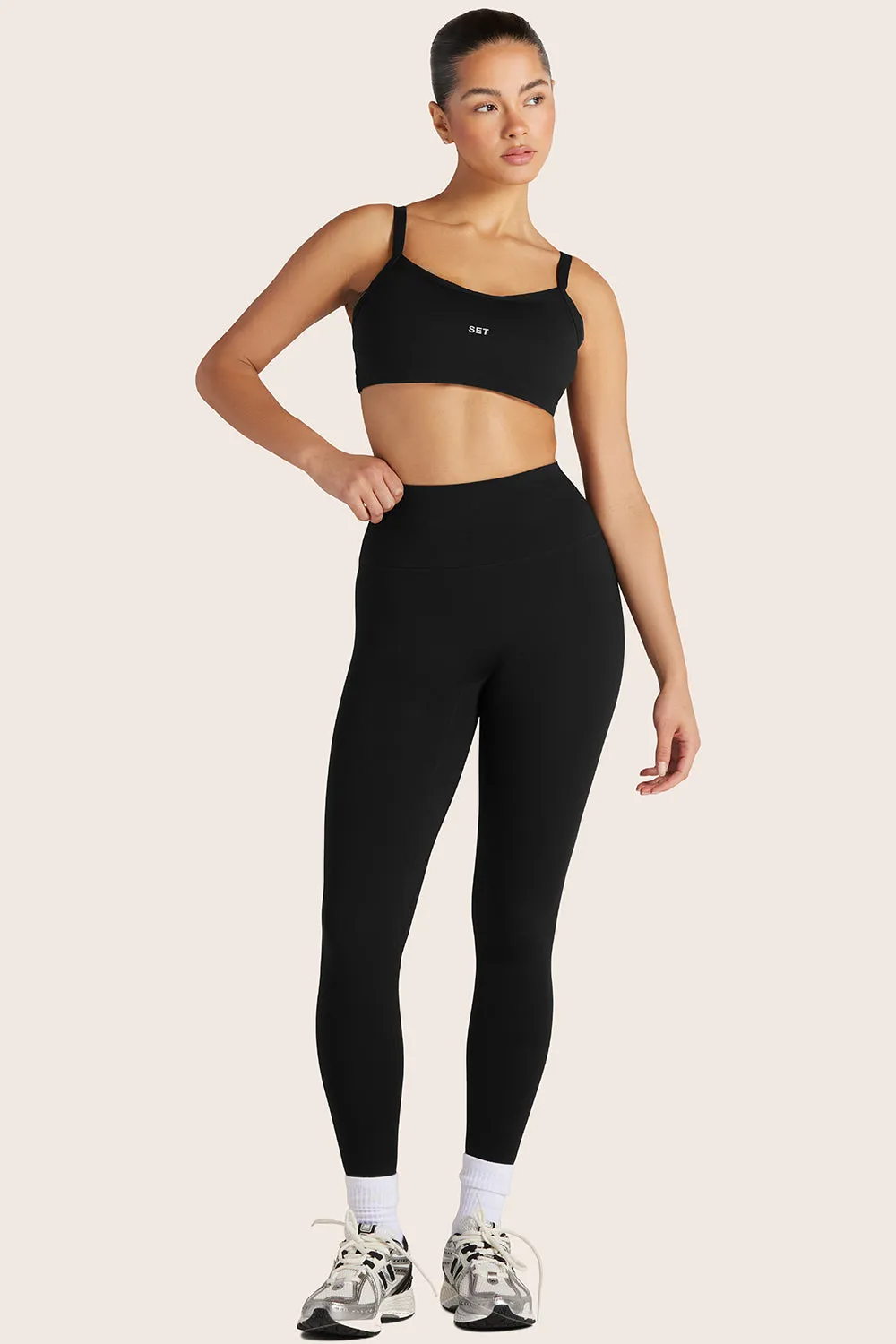 SPORTBODY® (BLOOPERS) SPORTY HIGH-RISE LEGGINGS - ONYX sold by SETactive product image thumbnail 2