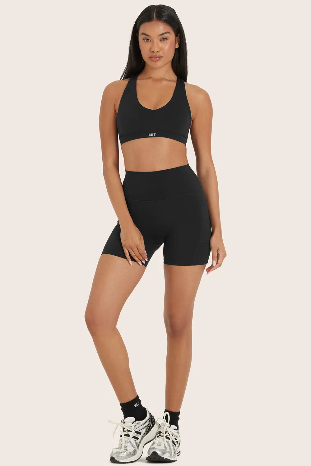 AIRLUXE BREATHE POCKET SHORTS - ONYX sold by SETactive product image thumbnail 2