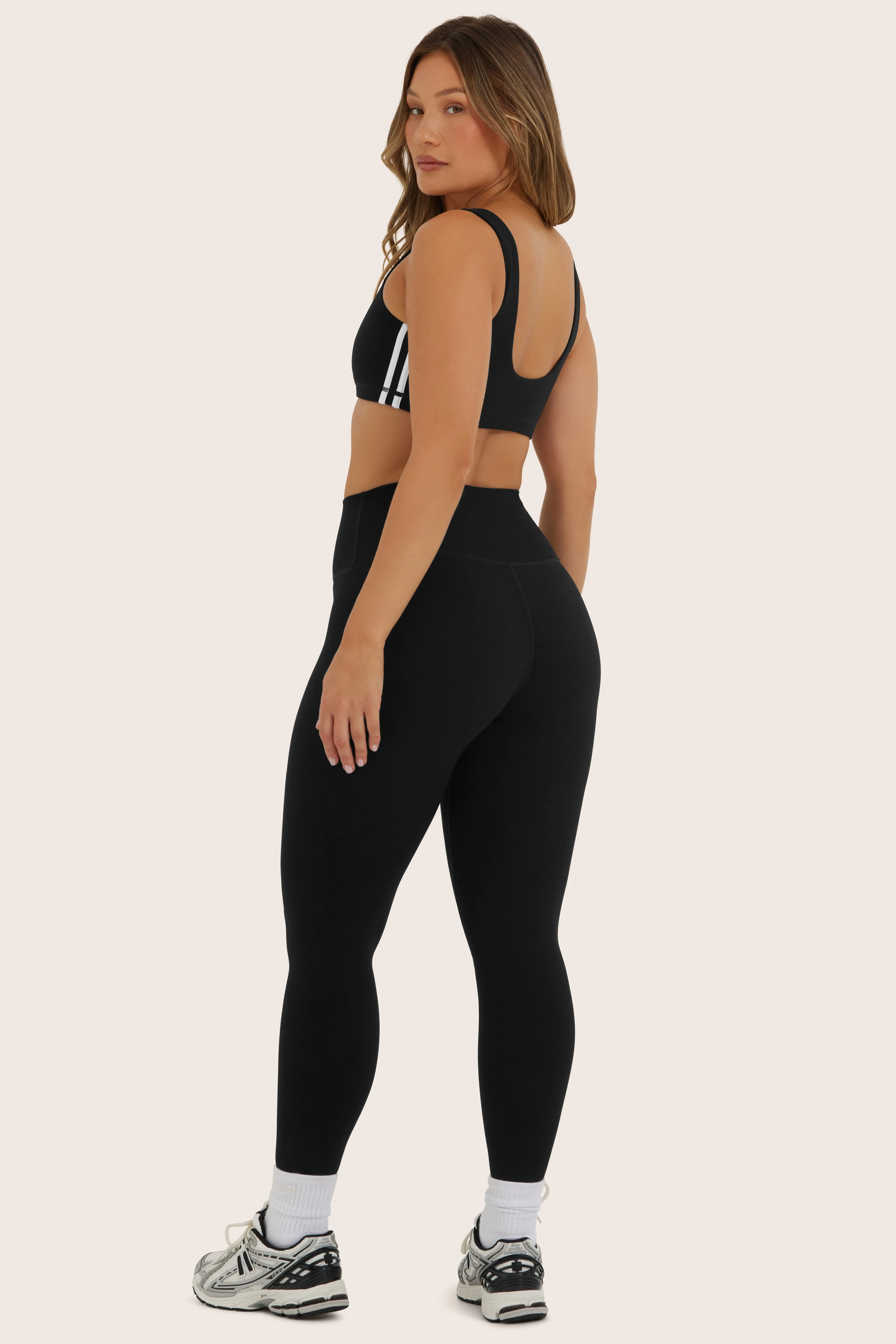 SPORTBODY® SPORTY HIGH-RISE LEGGINGS - ORCA sold by SETactive product image thumbnail 3