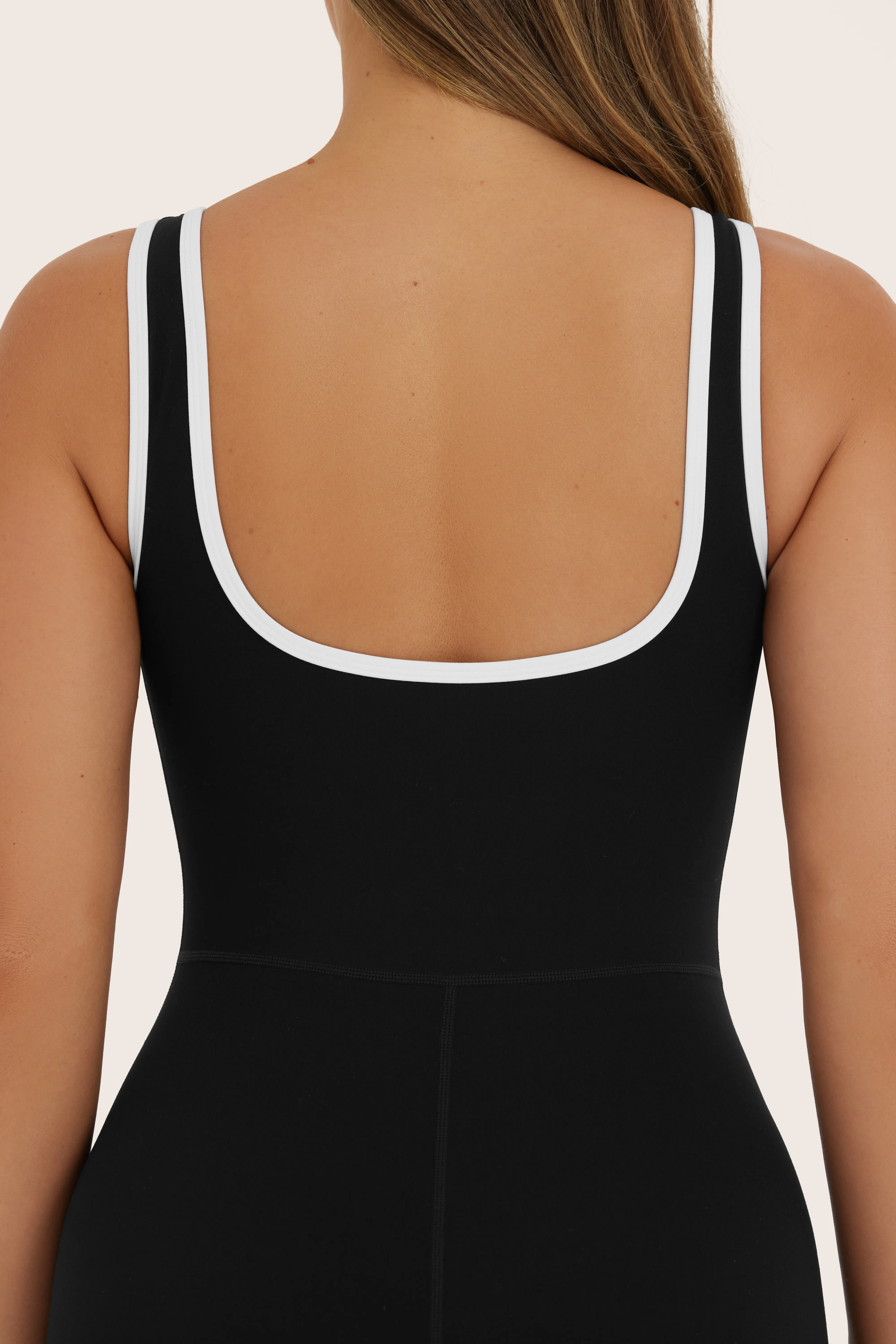 SPORTBODY® SPORTY SQUARE SUIT - ORCA sold by SETactive product image thumbnail 4
