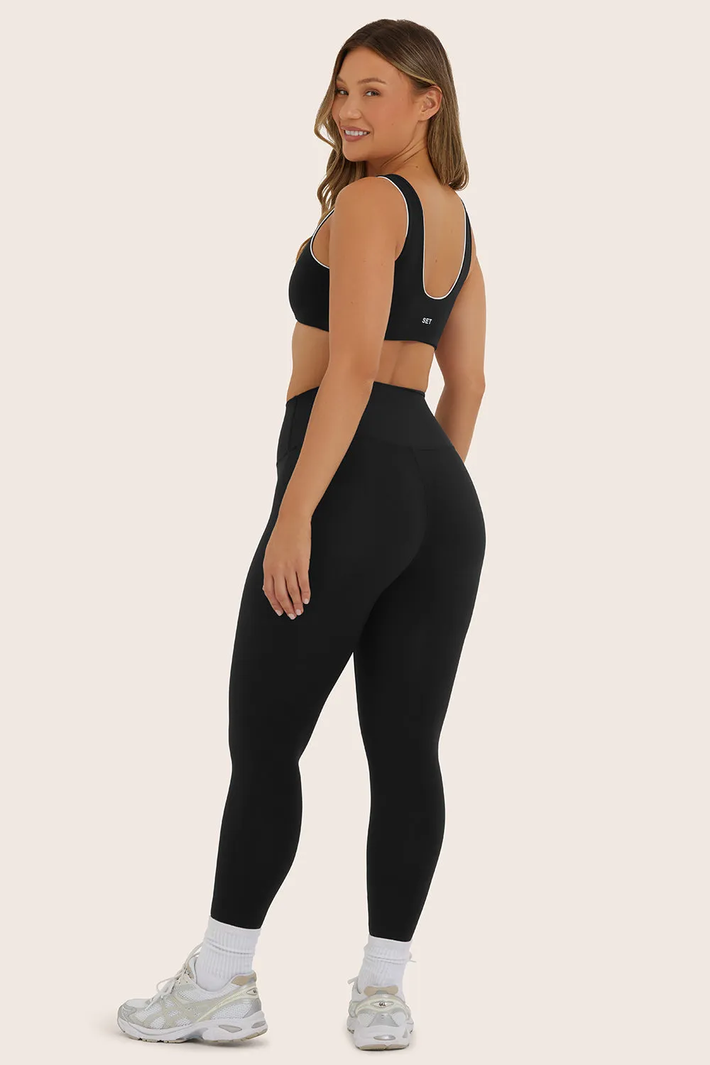 AIRLUXE™ BREATHE HIGH-RISE LEGGINGS - ORCA sold by SETactive product image thumbnail 3