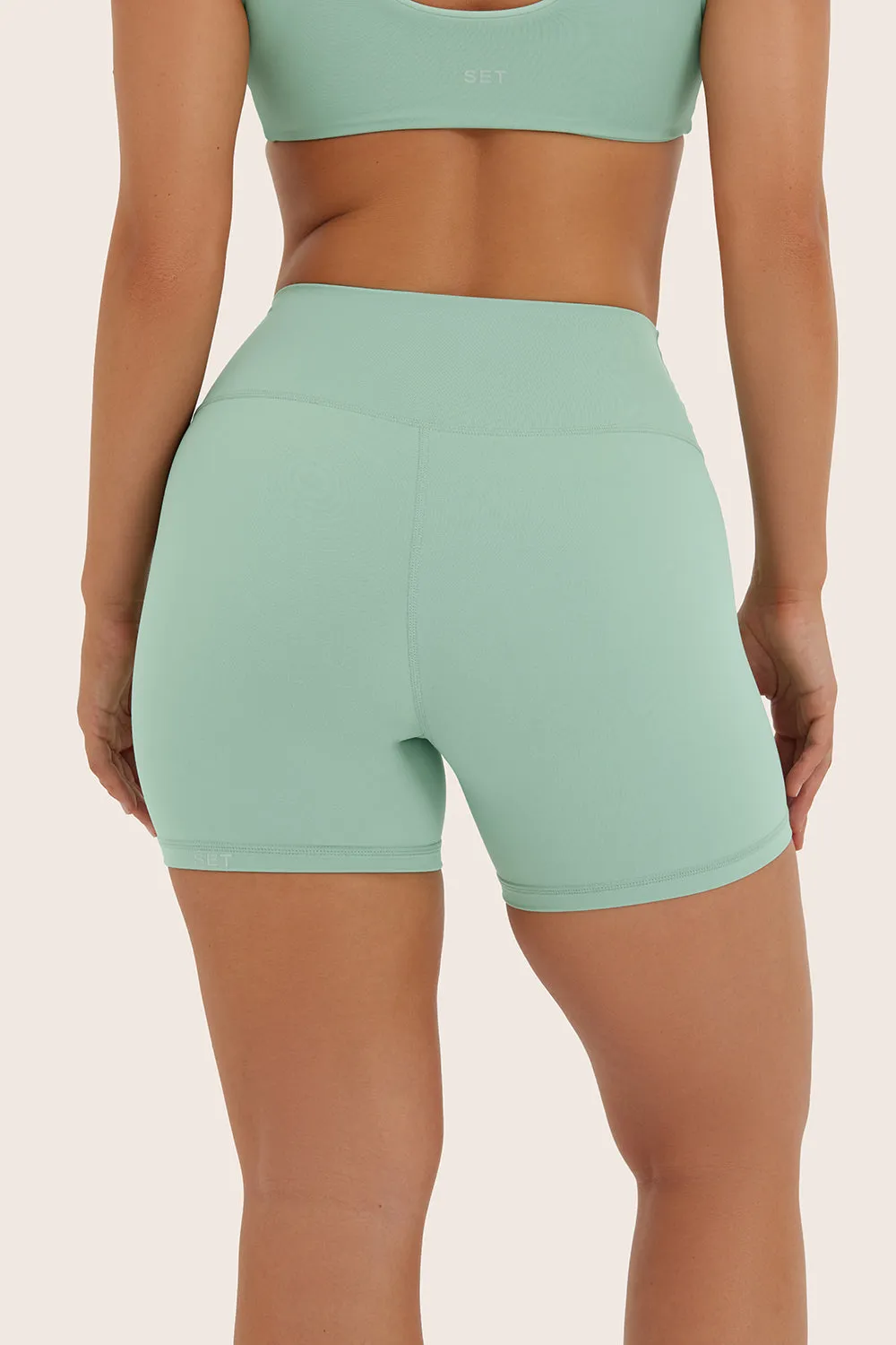 AIRLUXE BREATHE SHORTS - JULEP sold by SETactive product image thumbnail 4