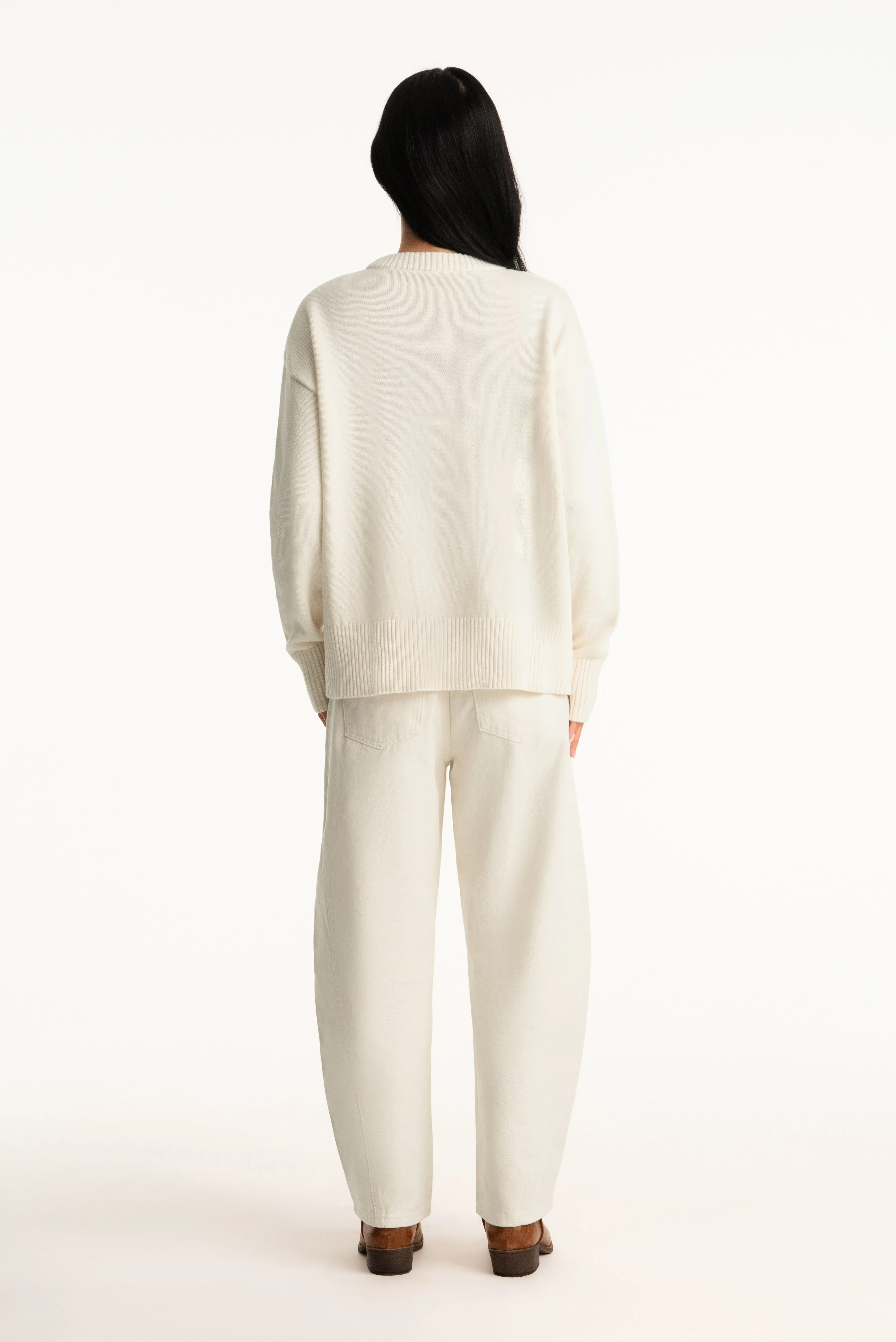 SET X PARKE COTTON CREWNECK - CREAM sold by SETactive product image thumbnail 3