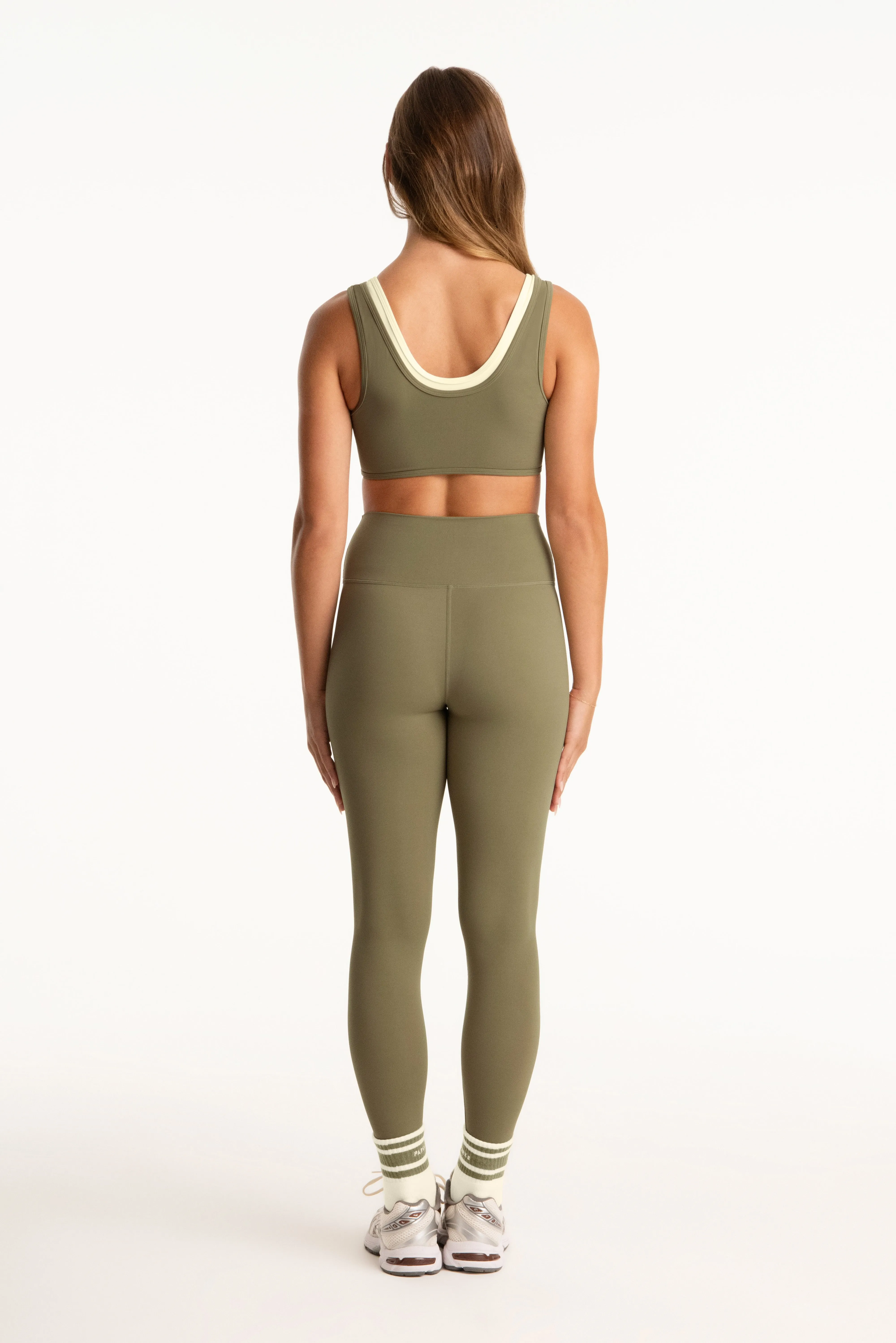 AIRLUXE BREATHE PARKE LAYER SCOOP BRA - BEACHGRASS sold by SETactive product image thumbnail 5