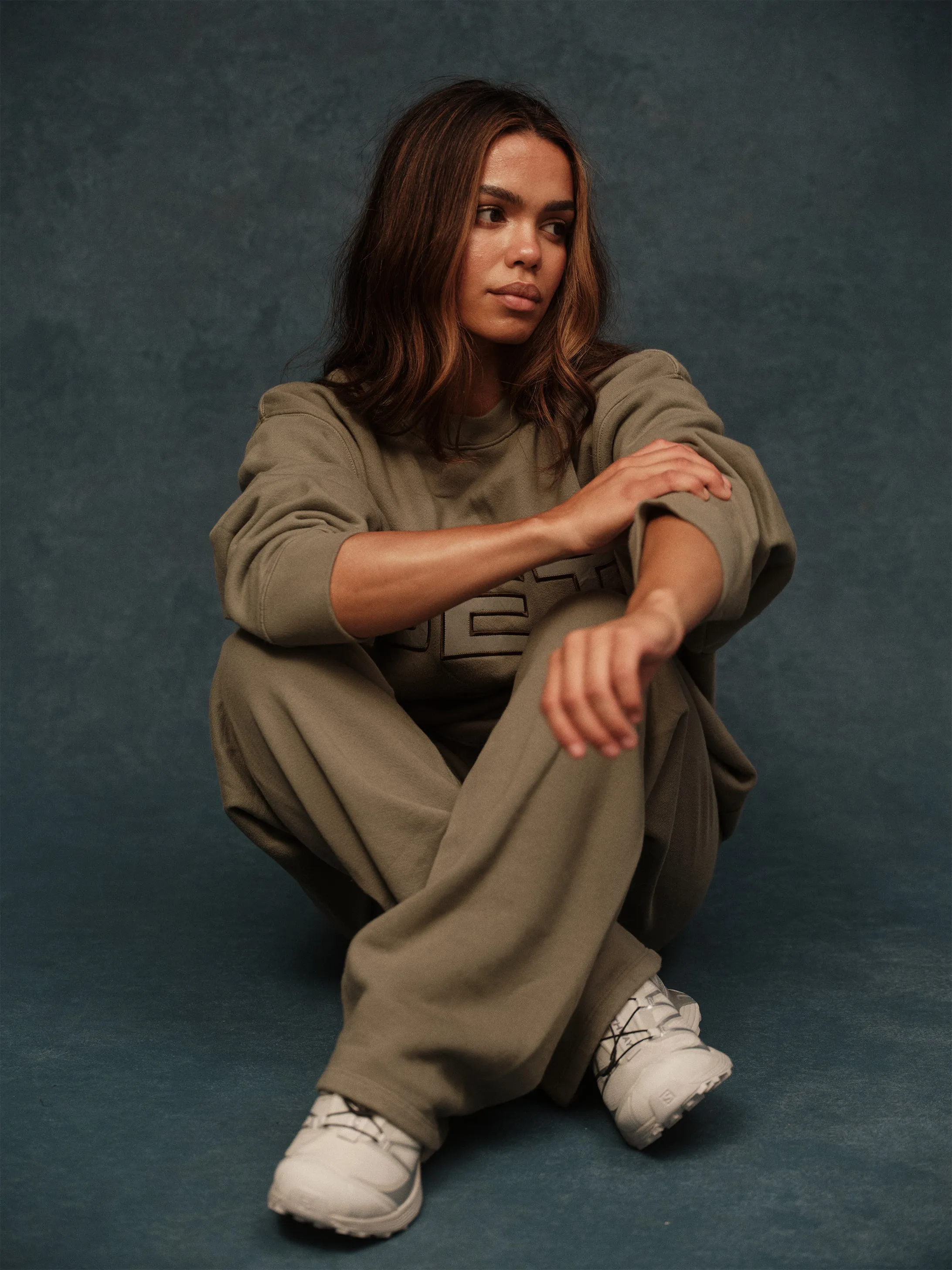 MIDWEIGHT SWEATS STAPLE STRAIGHT LEG SWEATPANTS - KELP sold by SETactive product image thumbnail 2