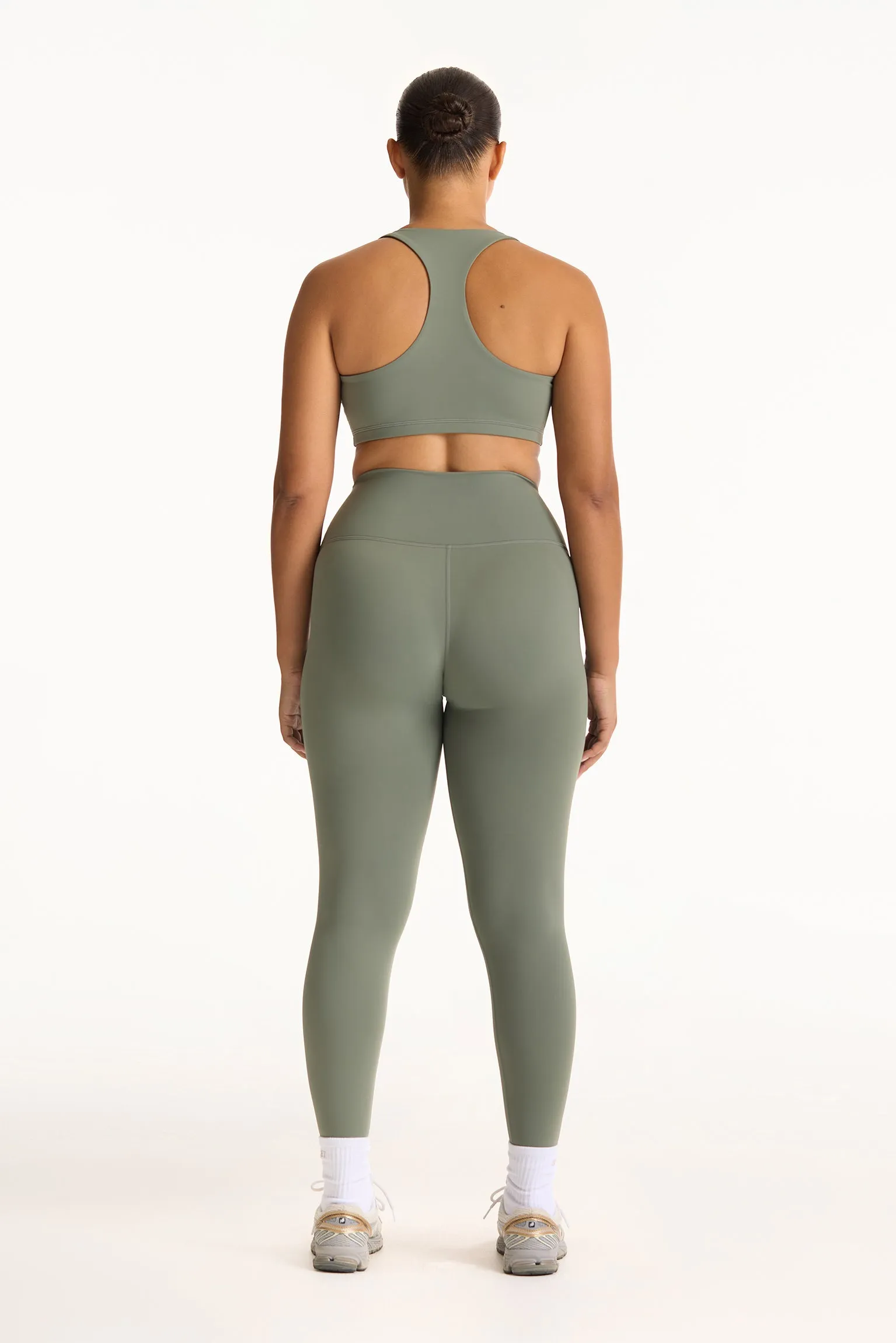 SPORTBODY® SPORTY HIGH-RISE LEGGINGS - KELP sold by SETactive product image thumbnail 4