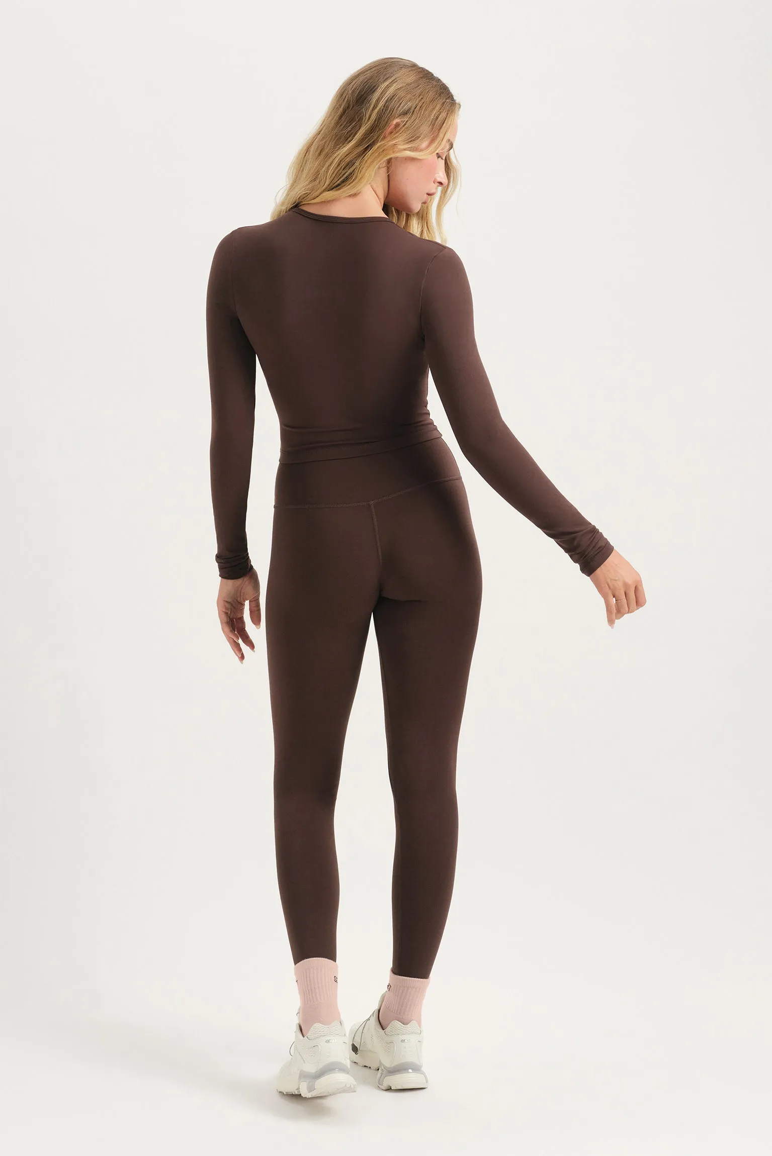 LUXFORM® LUX V LONG SLEEVE - ZION sold by SETactive product image thumbnail 3