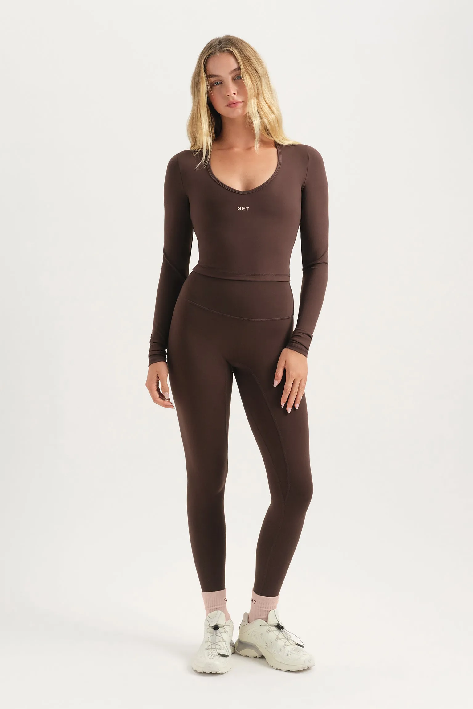 LUXFORM® LUX V LONG SLEEVE - ZION sold by SETactive product image thumbnail 2