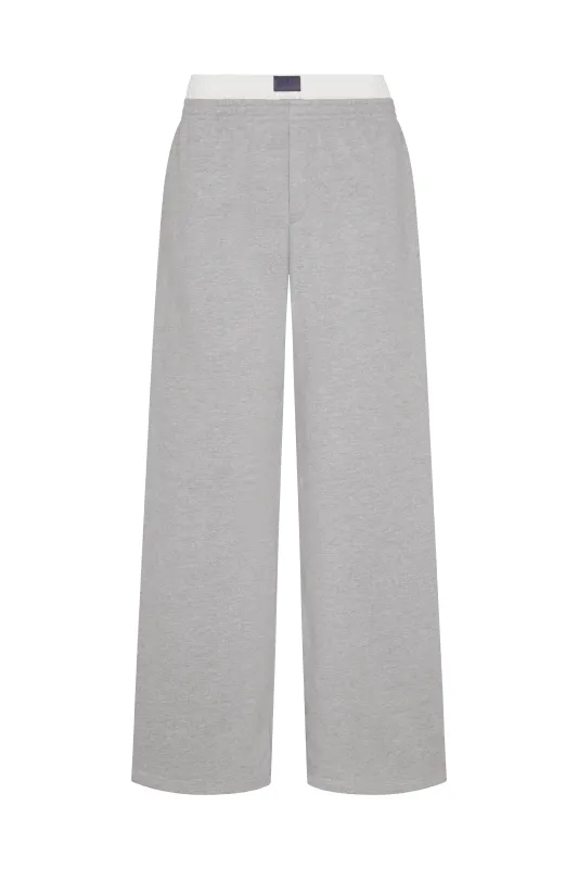MIDWEIGHT SWEATS STAPLE LAYERED STRAIGHT LEG SWEATS - IRON HEATHER GREY made by SETactive