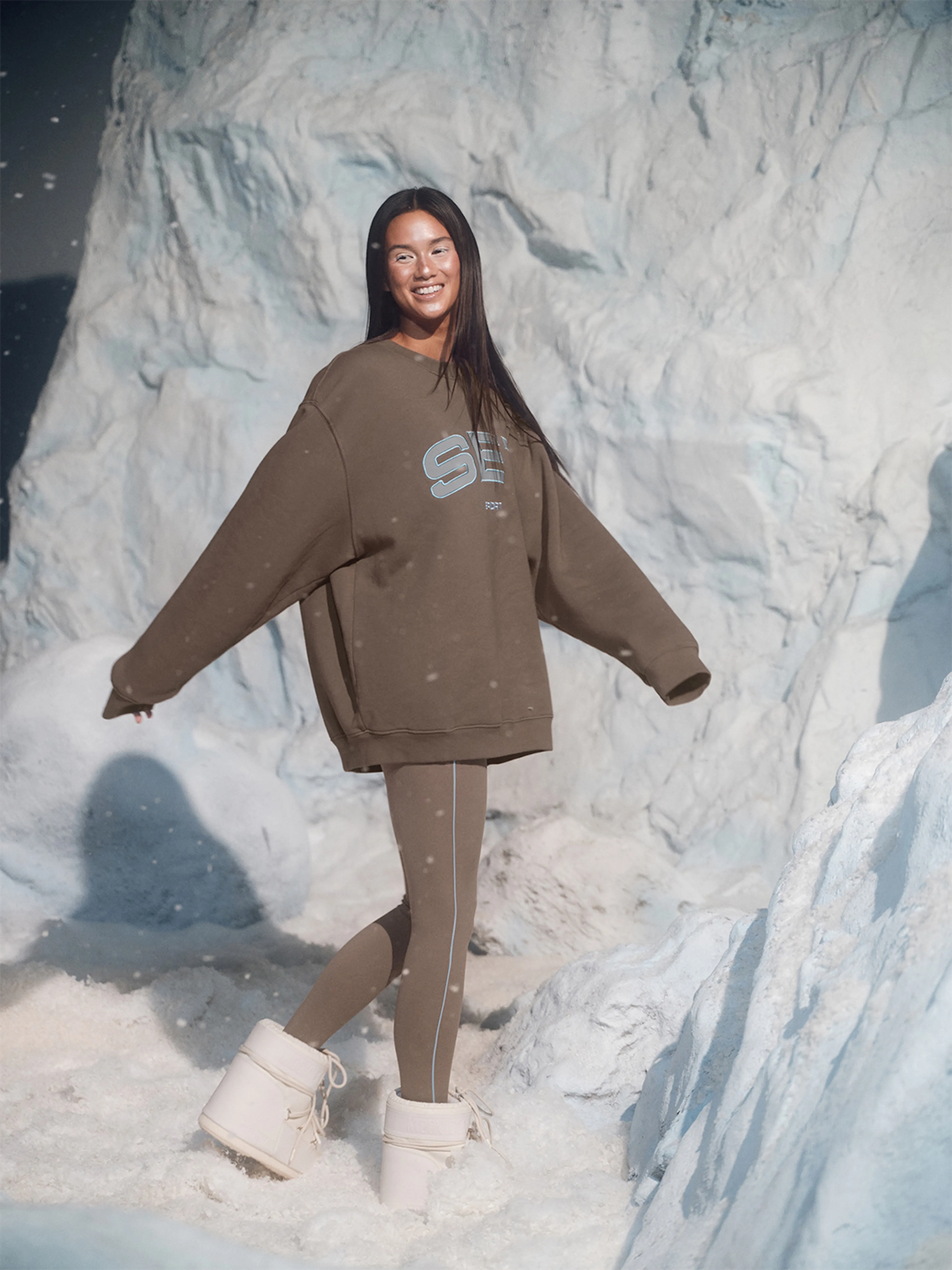 MIDWEIGHT SWEATS STAPLE SET CREWNECK - RUSH sold by SETactive product image thumbnail 2