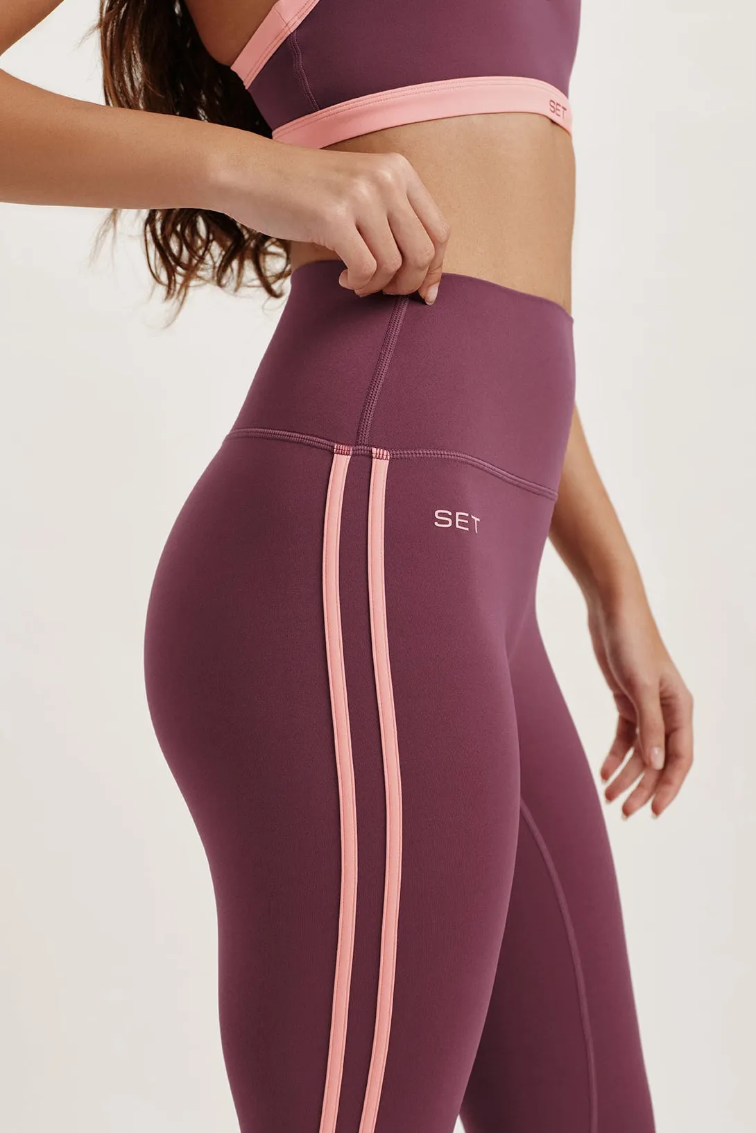 AIRLUXE BREATHE STRIKE LEGGINGS - ROSEBUD sold by SETactive product image thumbnail 5