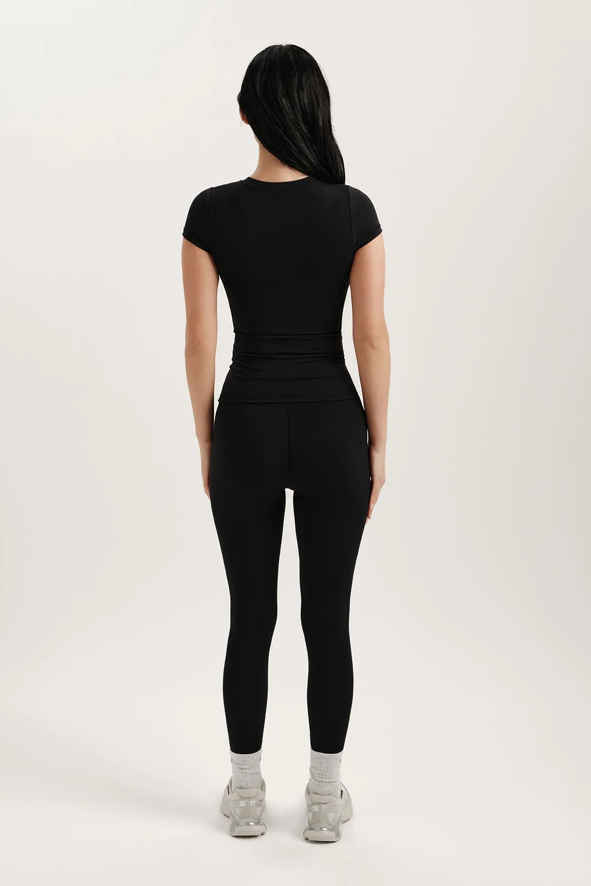 BREATHE TEE - ONYX sold by SETactive product image thumbnail 4